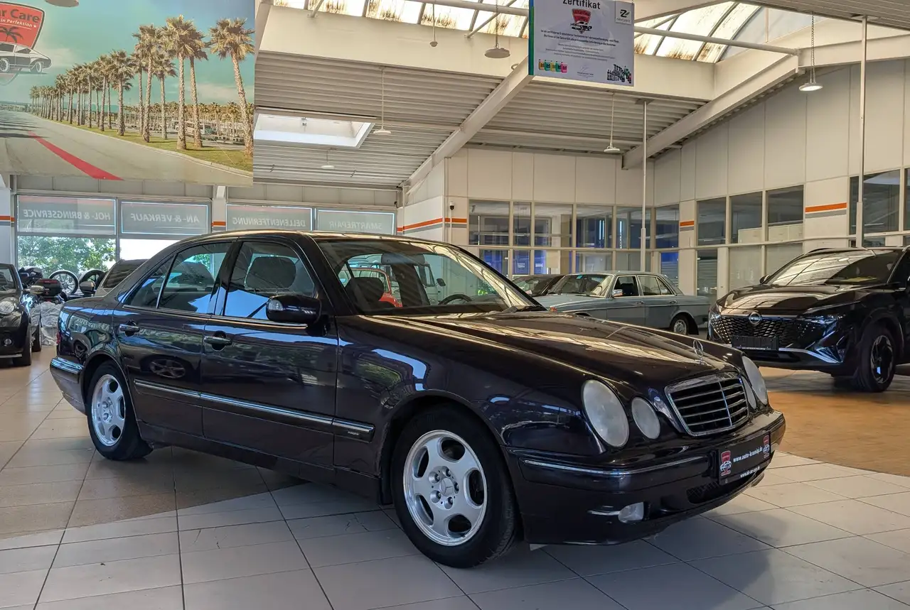 Mercedes-Benz E 280 AVANTGARDE Schiebedach Multikontursitze Xenon Anhängerkupplung Parktronic, foto 3