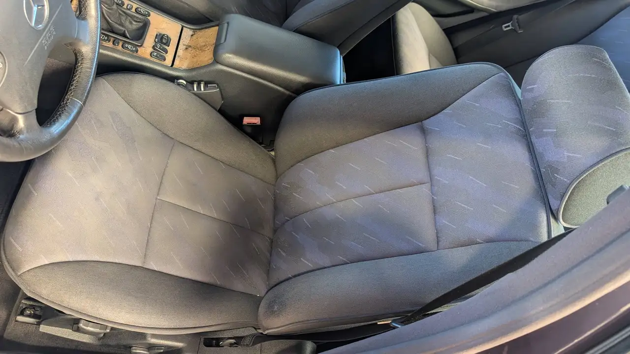 Mercedes-Benz E 280 AVANTGARDE Schiebedach Multikontursitze Xenon Anhängerkupplung Parktronic, foto 9