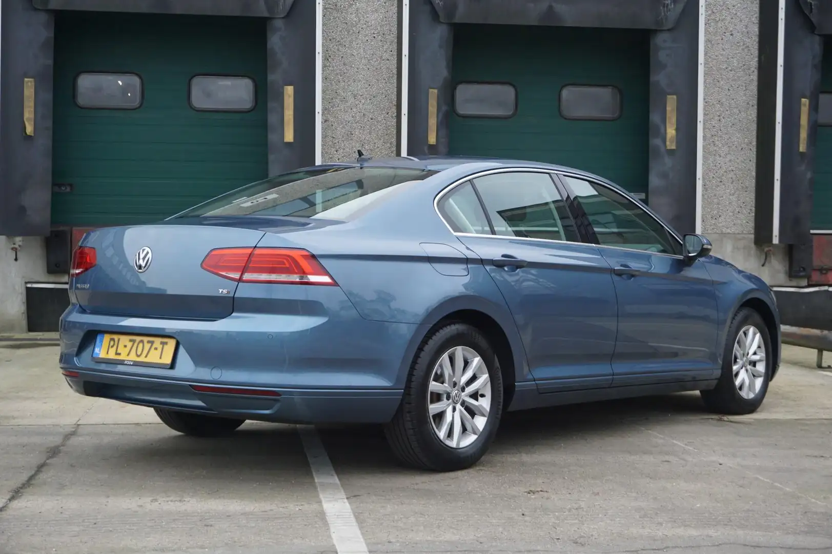 Volkswagen Passat 1.4 TSI 125pk DSG Comfortline | ErgoComfort Stoele Azul - 2