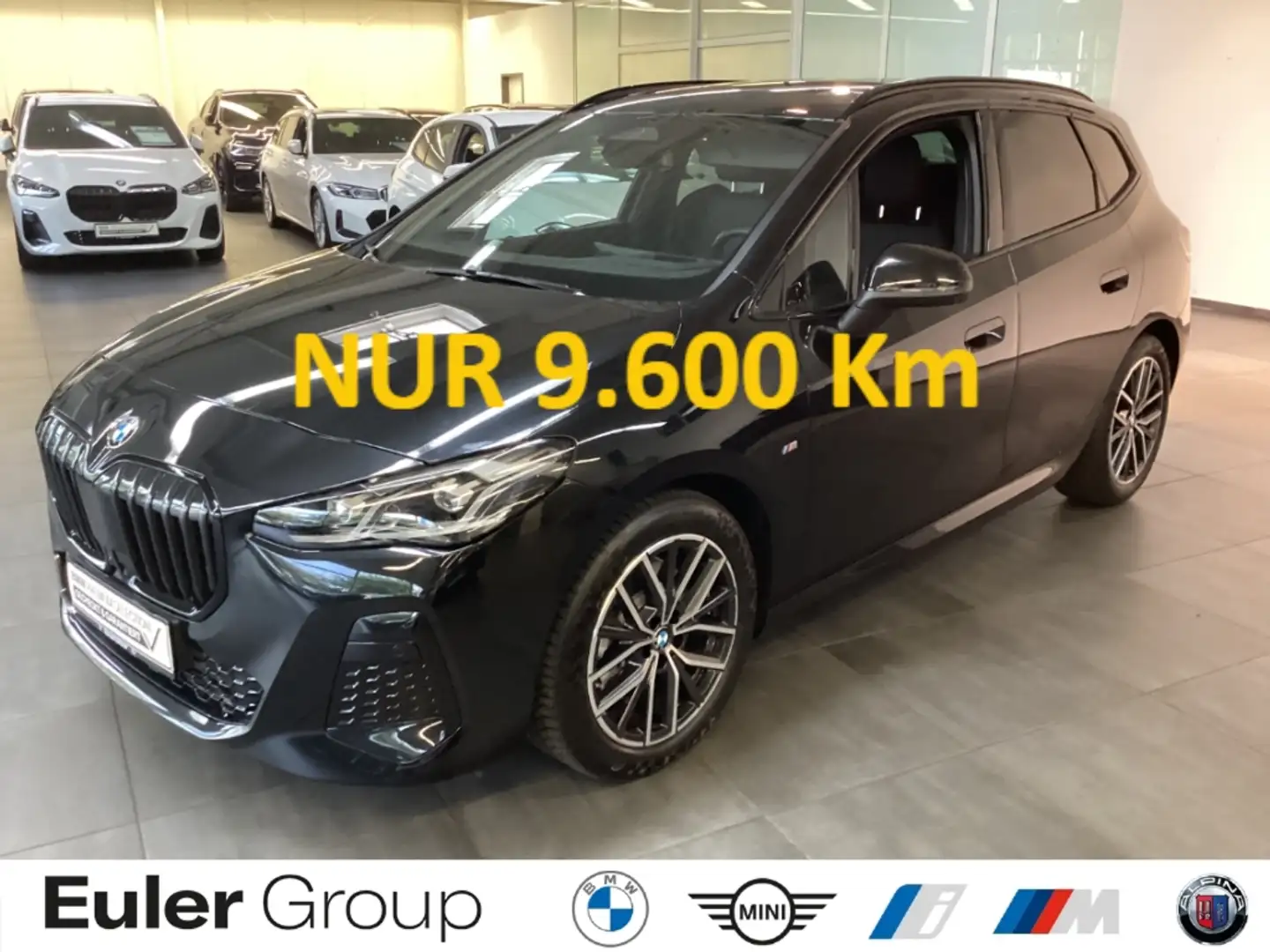 BMW 223 Active Tourer i M-Sport Sommer18'' Pano AdMFahrw D Zwart - 1