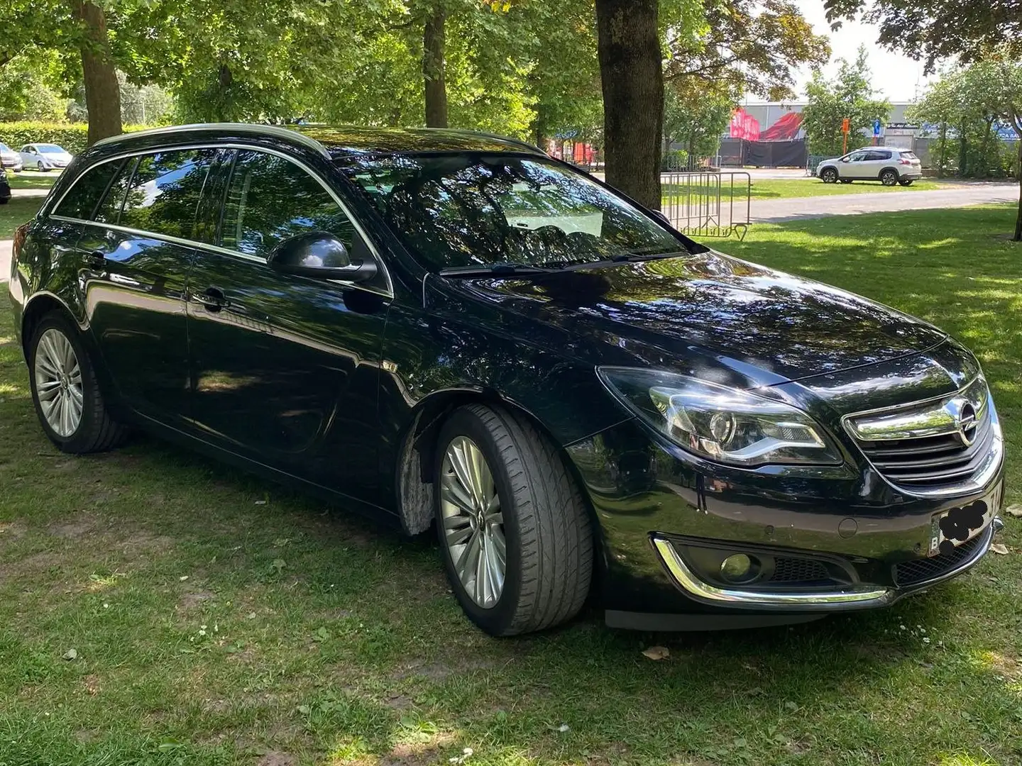Opel Insignia Insignia 1.6 CDTI Sports Tourer ecoFLEXStart/Stop Noir - 1