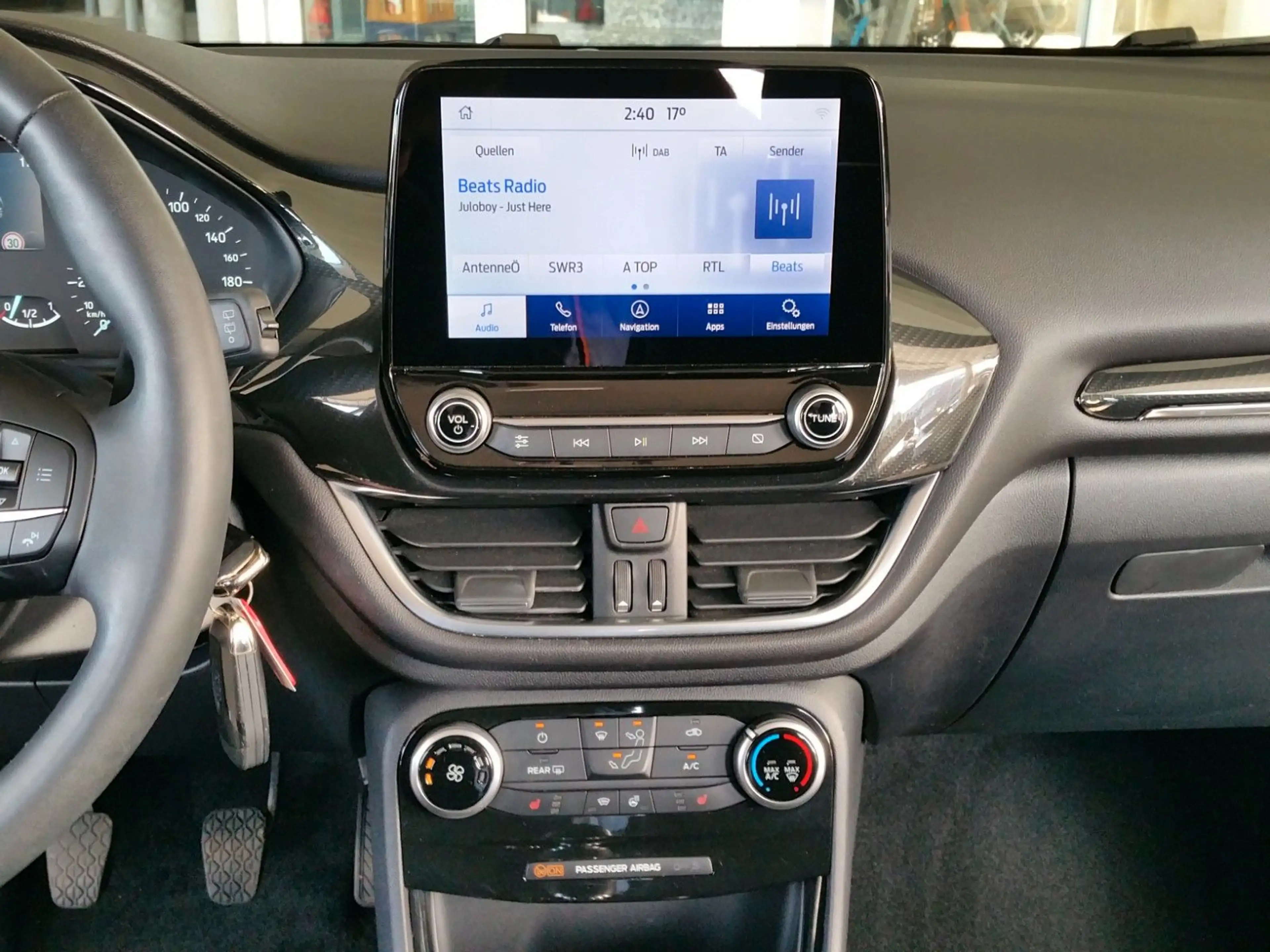 Ford Puma Titanium Navi Winterpaket Parkpilot 1.Hand — photo 8