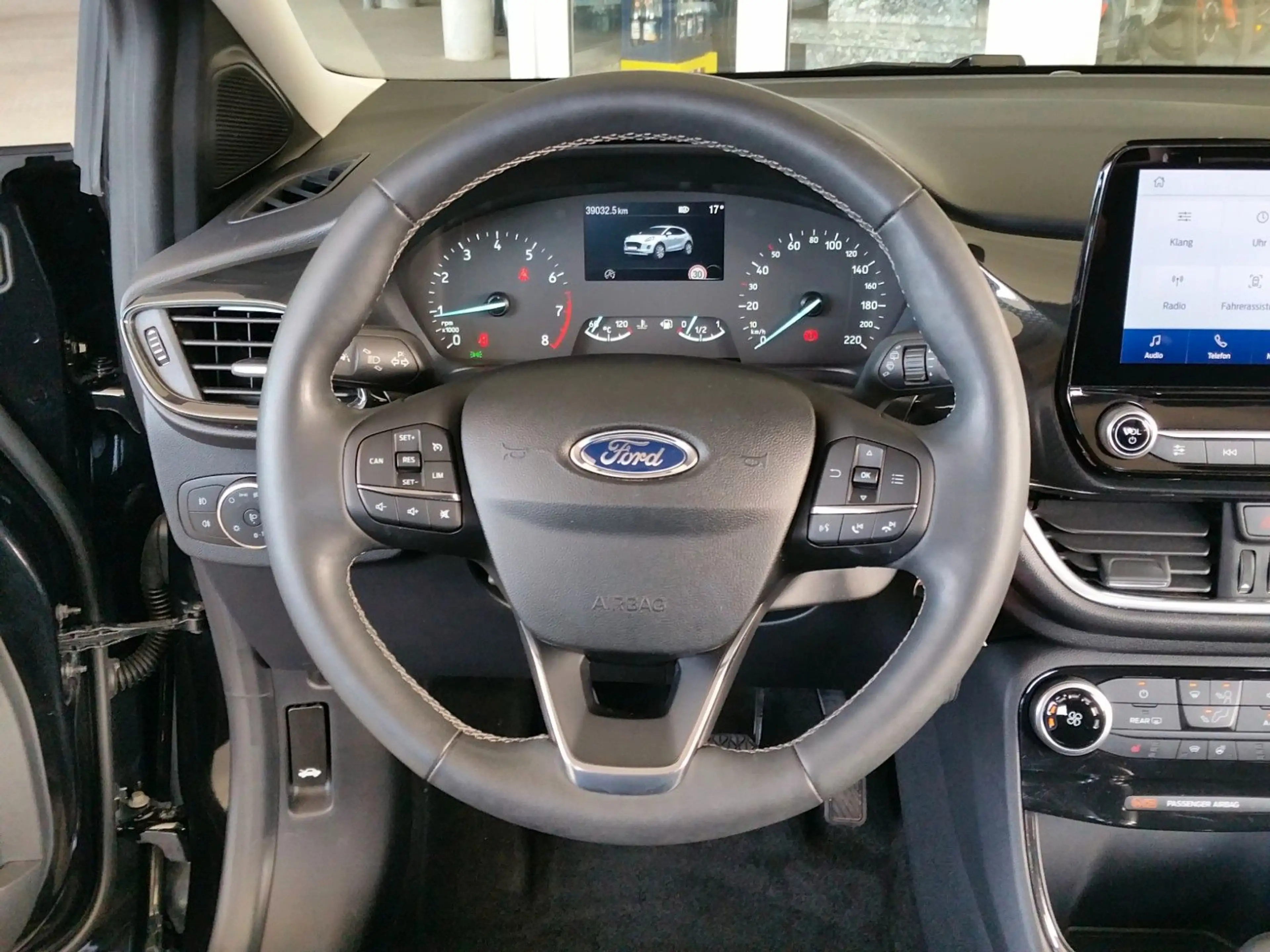 Ford Puma Titanium Navi Winterpaket Parkpilot 1.Hand — photo 7