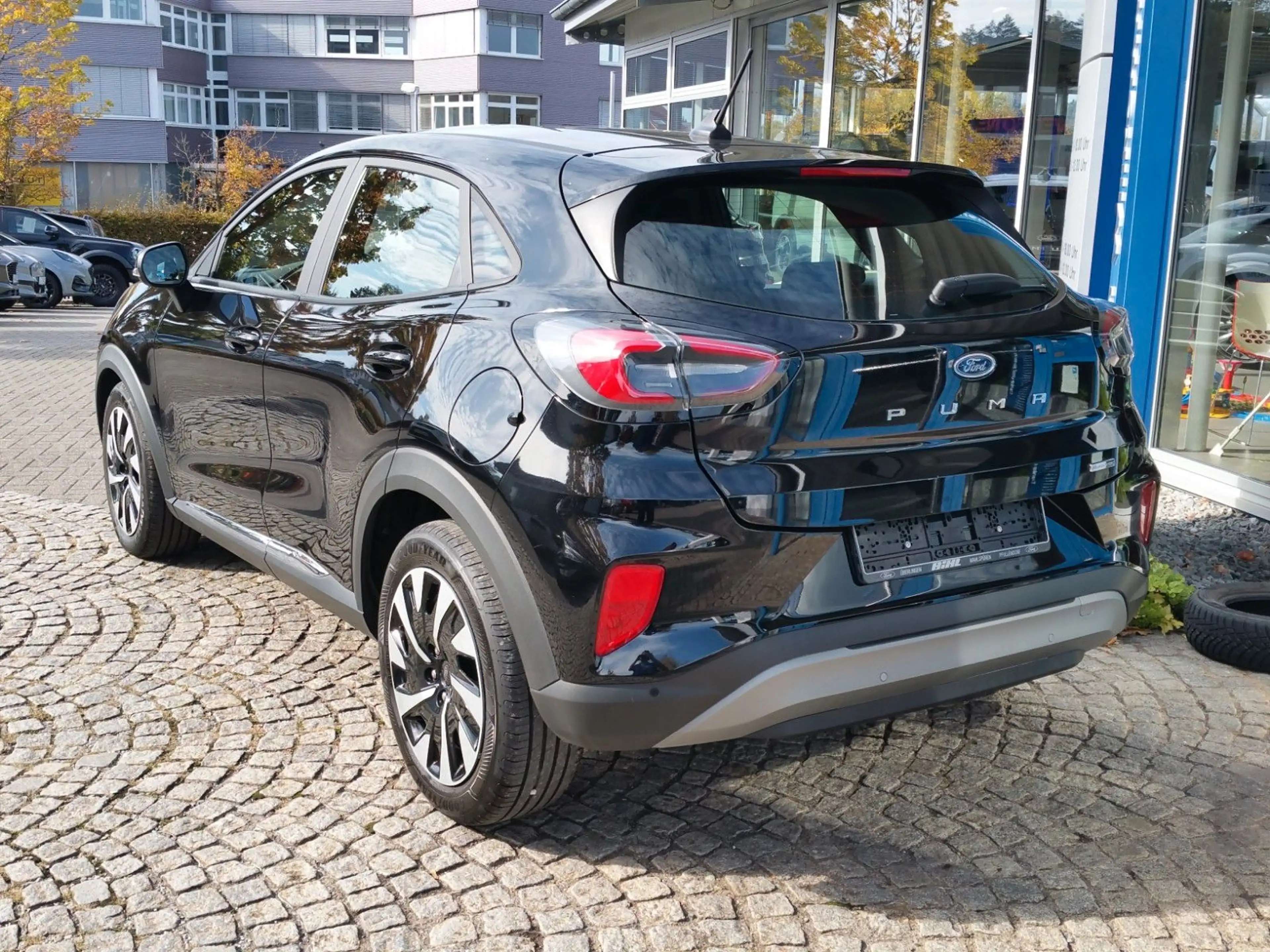 Ford Puma Titanium Navi Winterpaket Parkpilot 1.Hand — photo 4