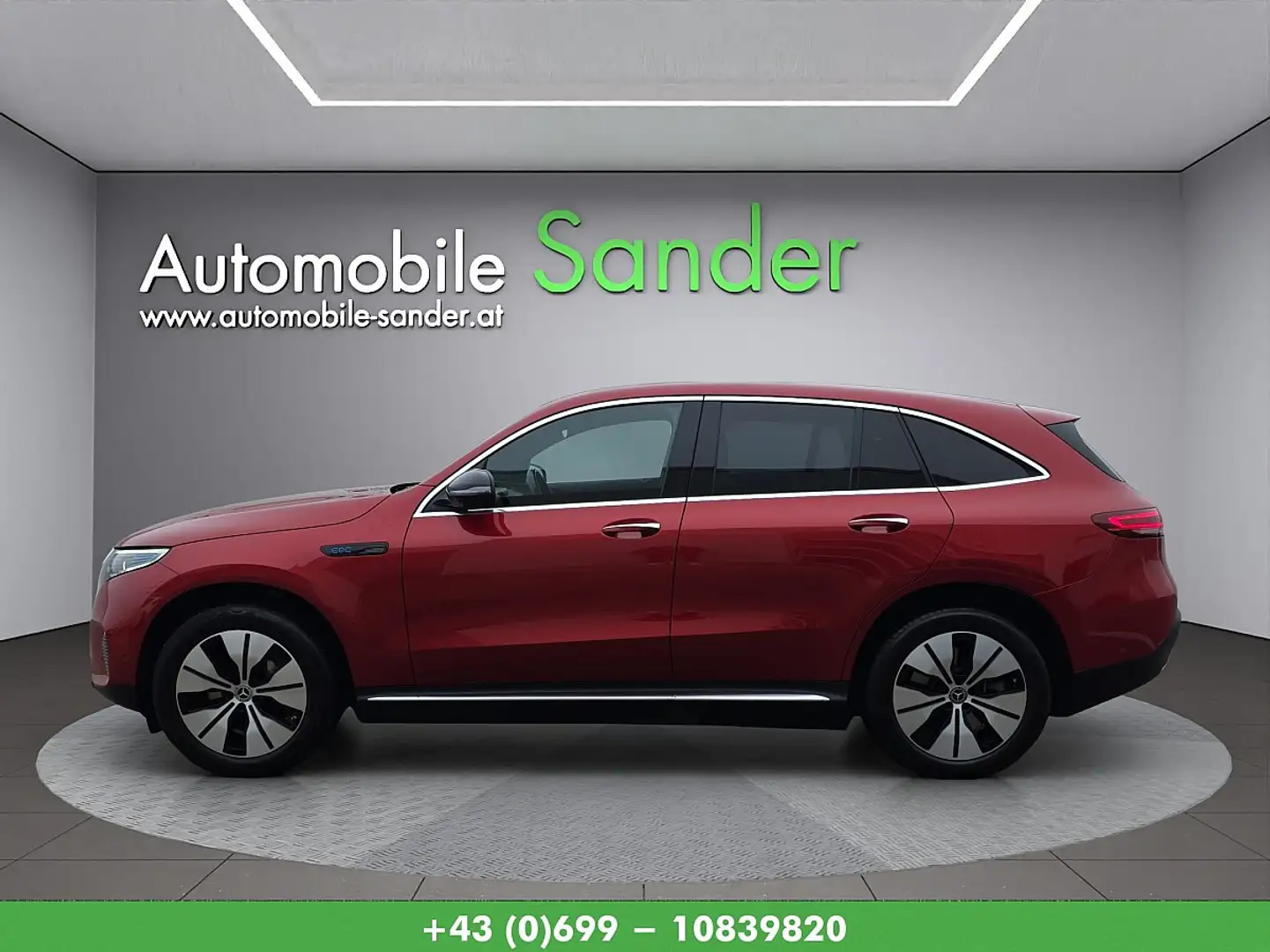 Mercedes-Benz EQC 400 4MATIC 80kWh*AHK/PANO/MATRIX/HEAD-UP* Rot - 2