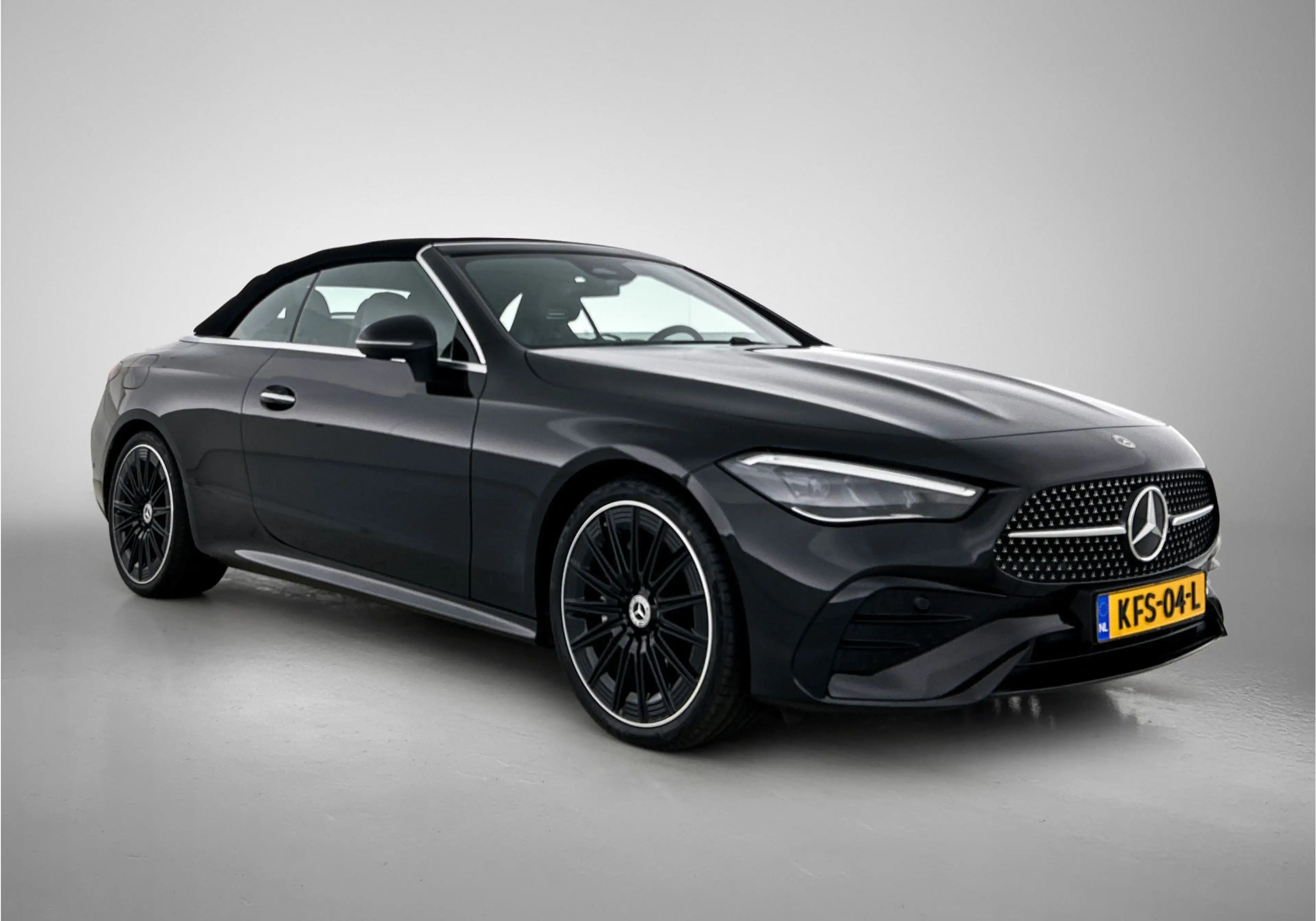 Mercedes-Benz CLE 180 Cabriolet AMG Line AMG Line | Night Pakket | 20 In — photo 12