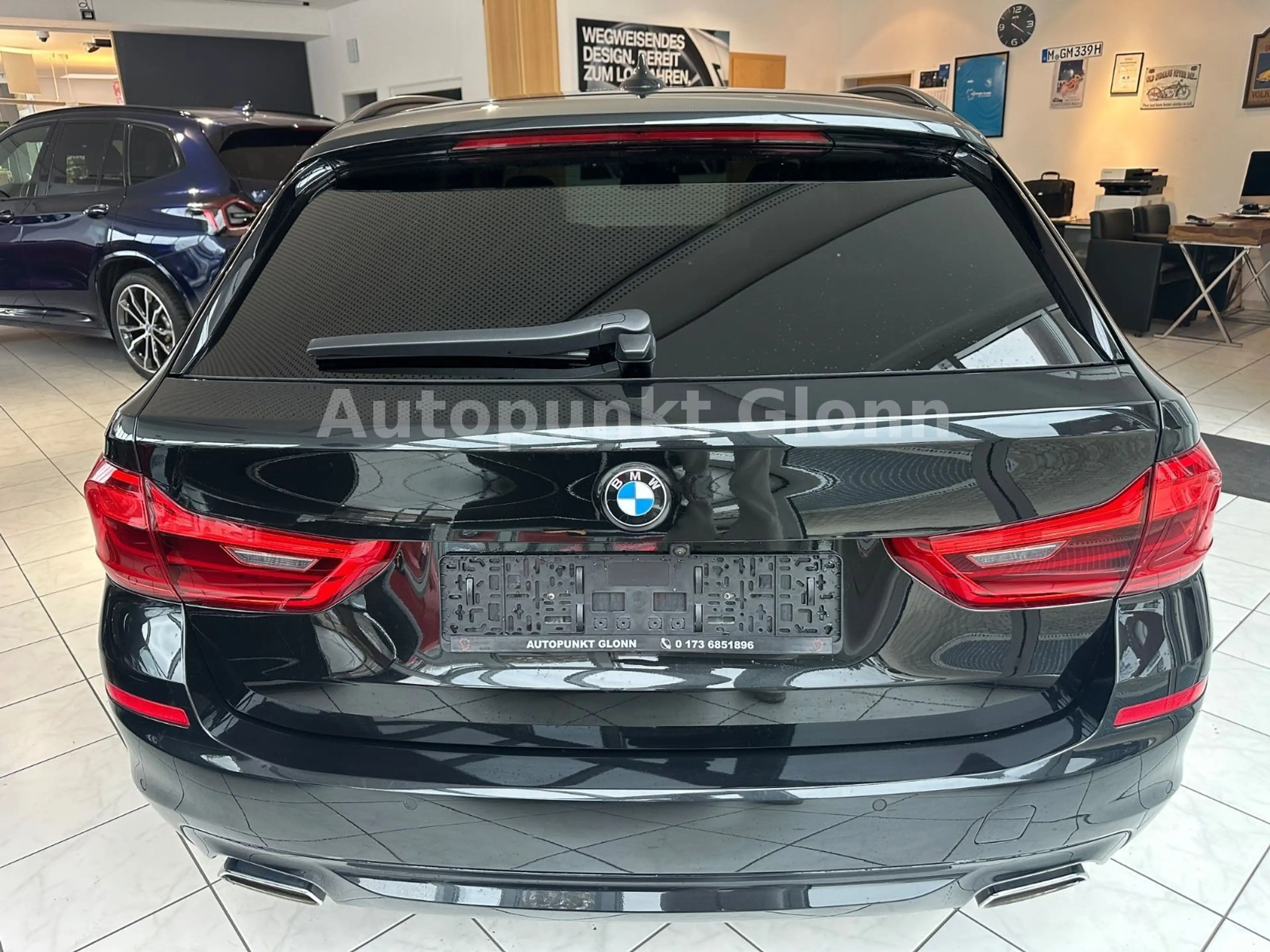 BMW 540 i xDrive Touring|Pano|LED|HUD| — photo 8
