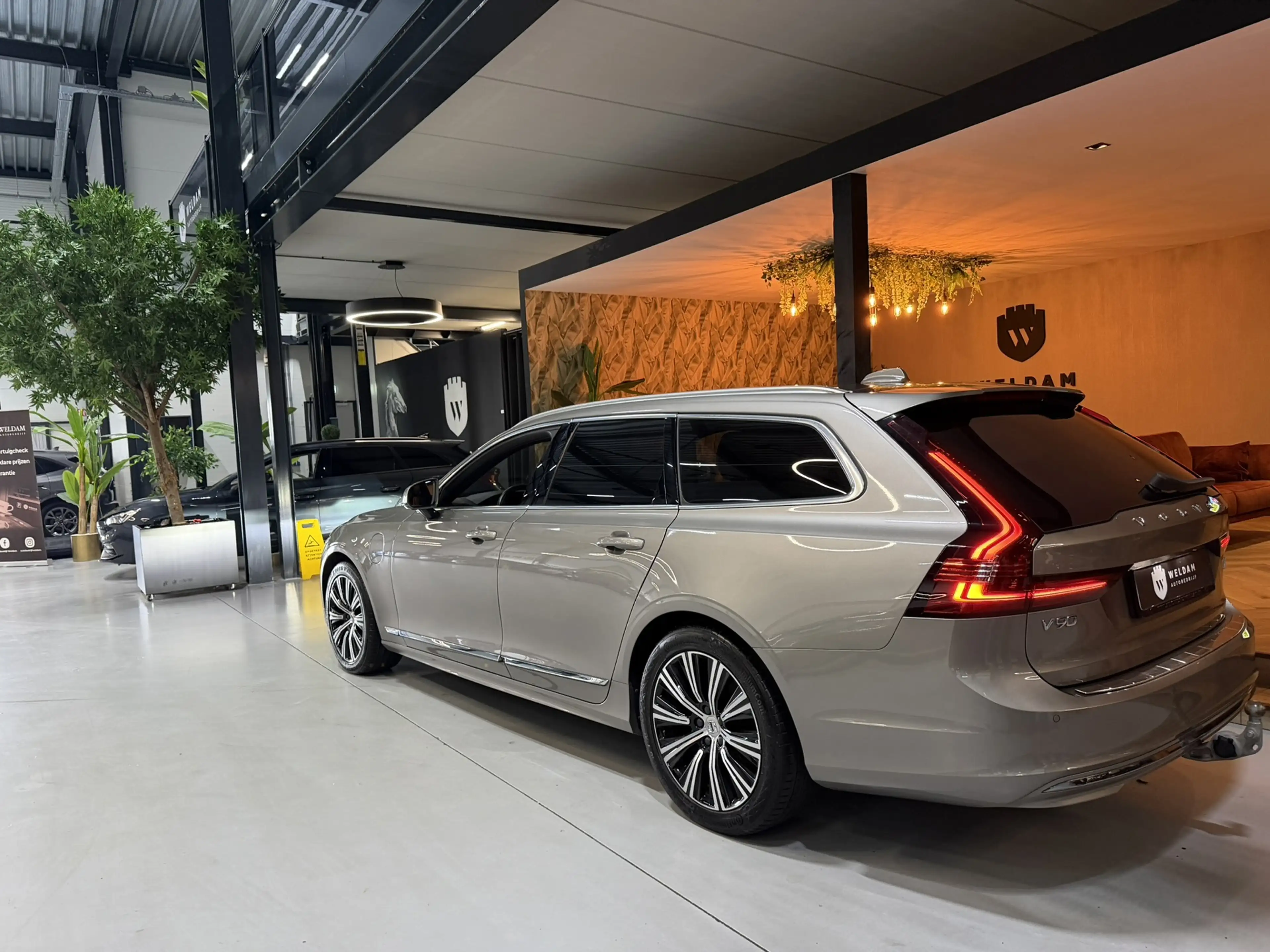 Volvo V90 2.0 T6 AWD Inscription SOH 92%|340PK|ACC|LaneAssis — photo 10