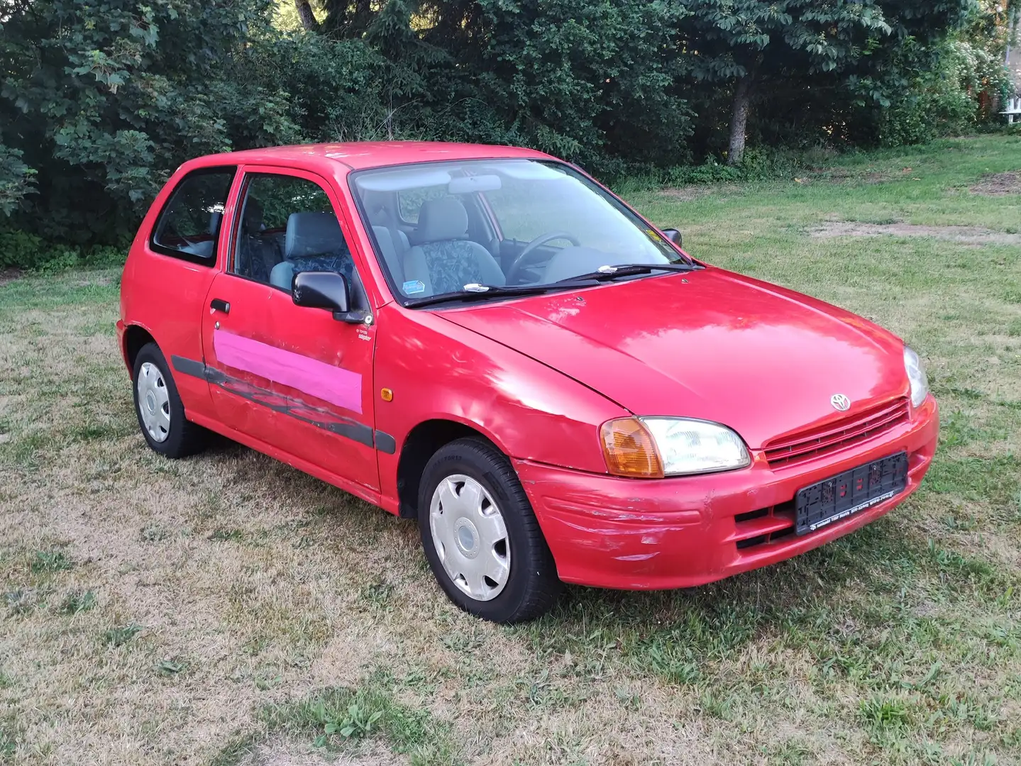 Toyota Starlet Starlet Rot - 2