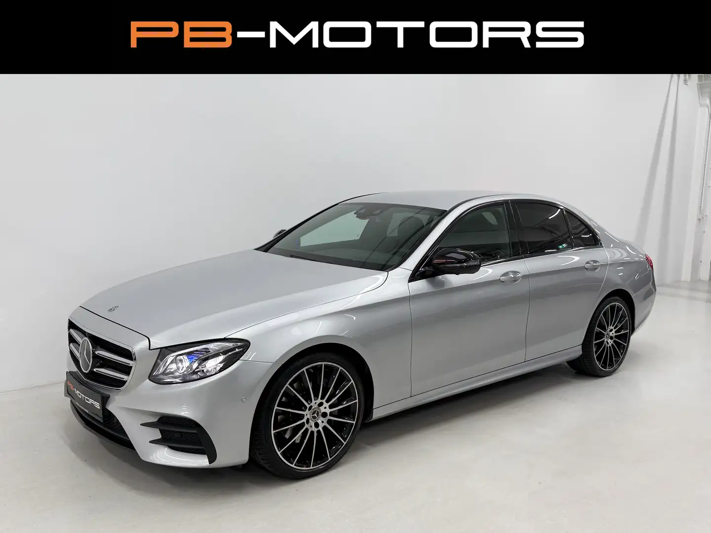 Mercedes-Benz E 220 E 220 d 4Matic Amg Styling Mutibeam Burm 360° Silber - 1