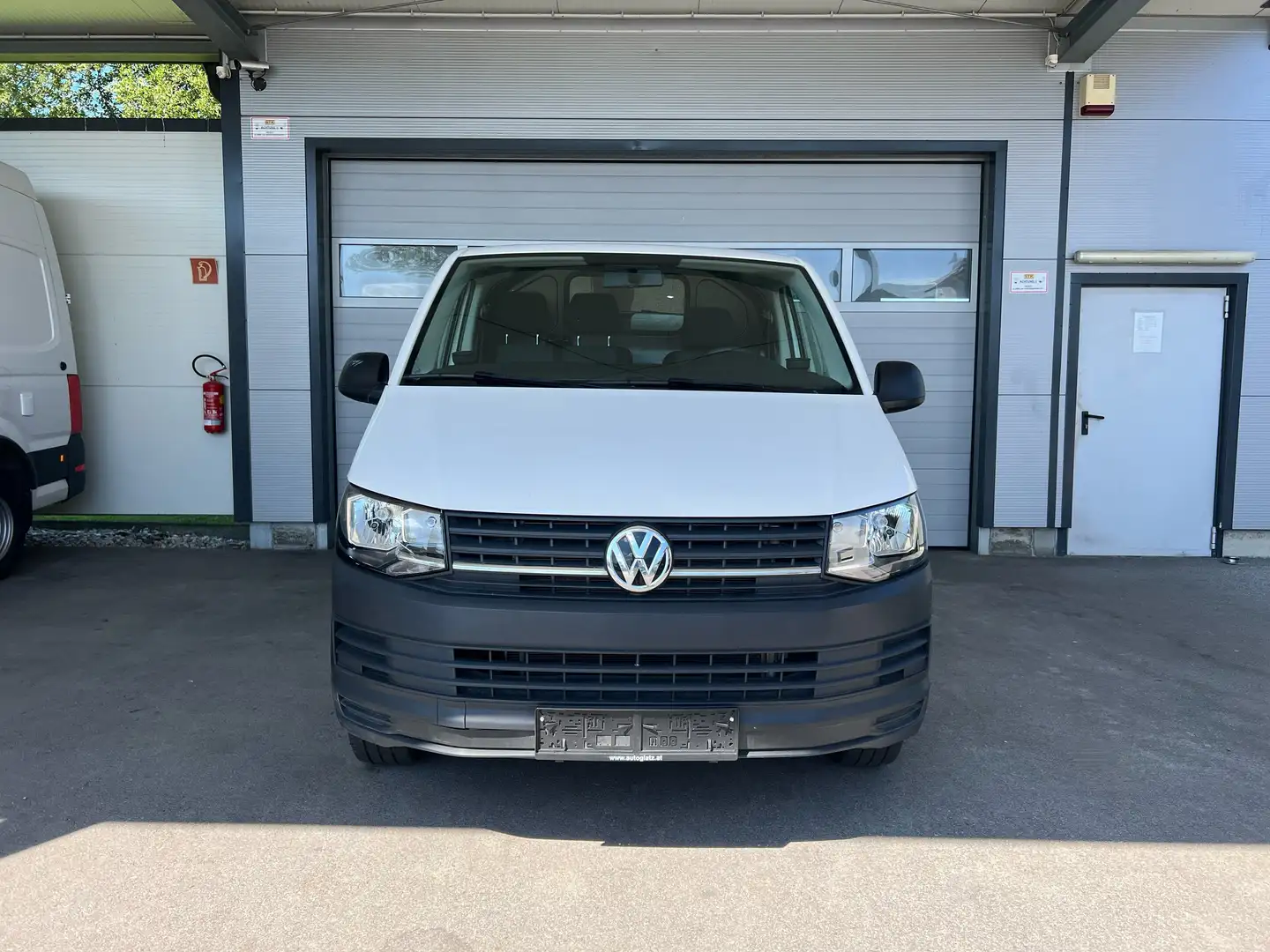 Volkswagen T6 Transporter Kastenwagen 2,0 TDI KOMFORT-PAKET-CLIMATIC Blanc - 1