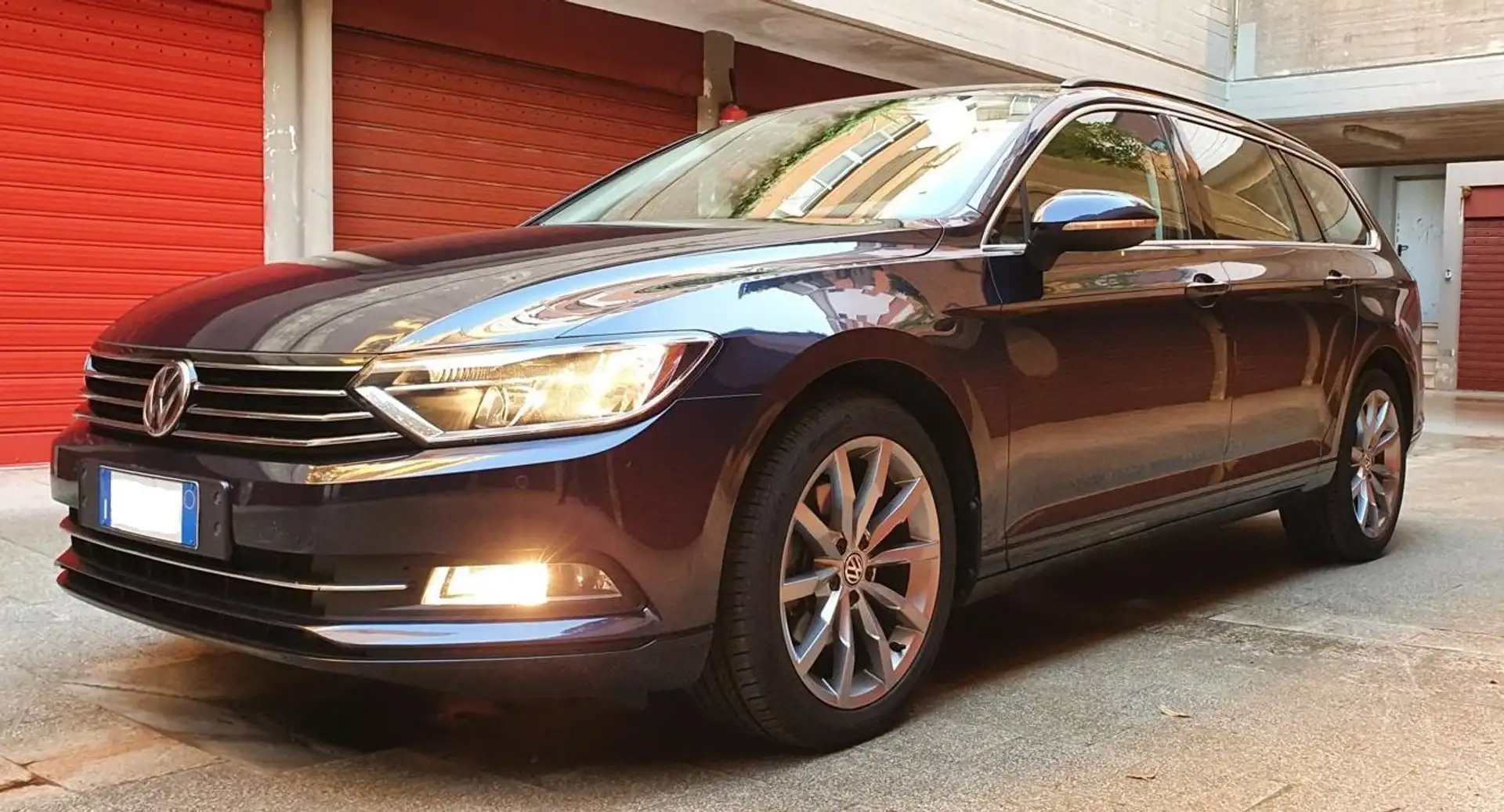 Volkswagen Passat Variant Passat Variant 2.0 tdi Business BMT 150cv Blu/Azzurro - 1