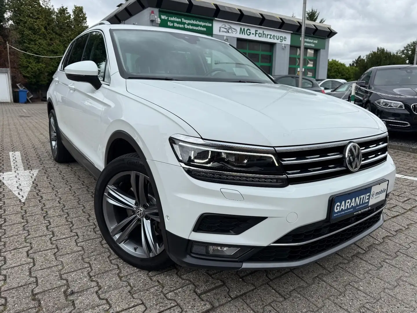 Volkswagen Tiguan Highline BMT/Start-Stopp 4Motion LED AHK Wit - 1