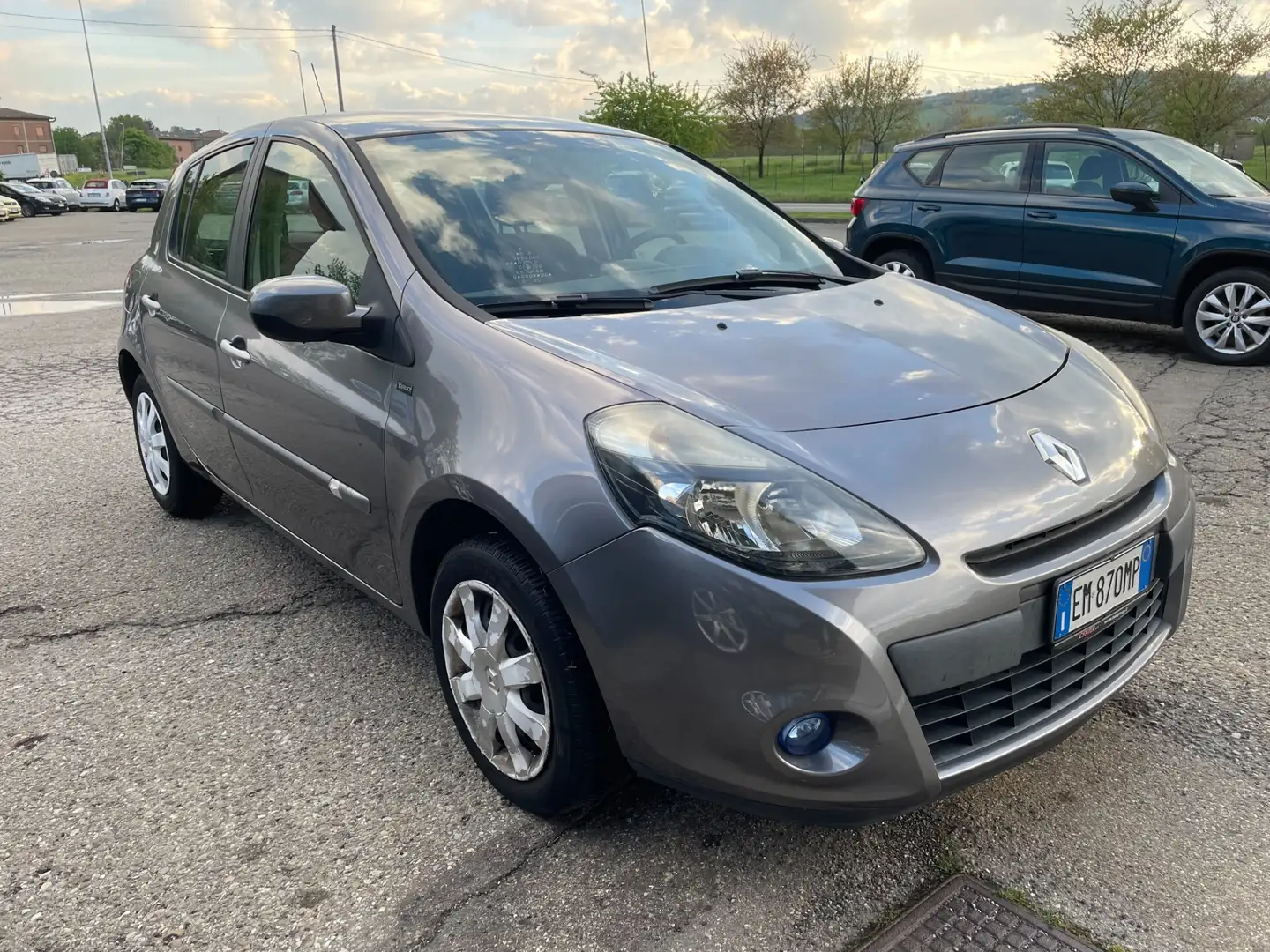 Renault Clio 1.2 16V 5 porte Yahoo! GPL SCAD. 05/2032 Bronce - 1