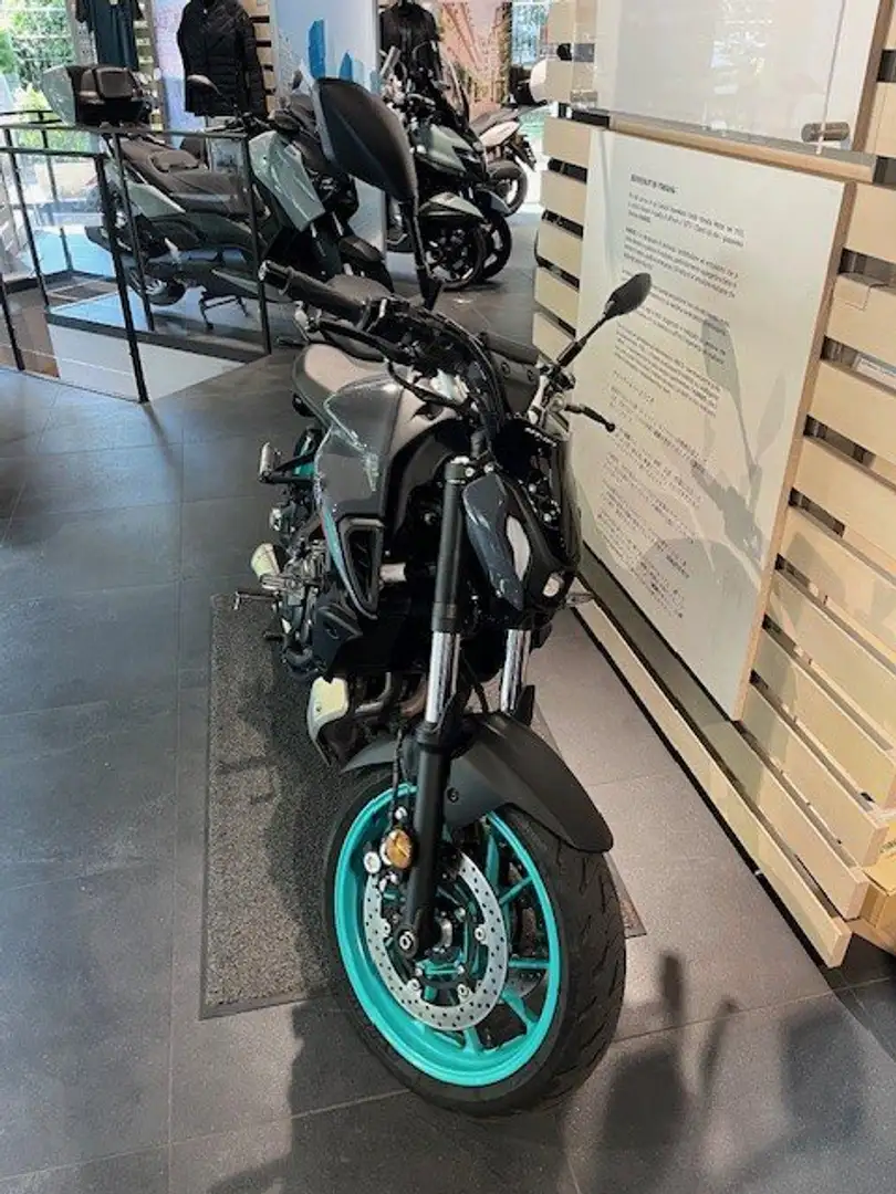 Yamaha MT-07 Grijs - 2