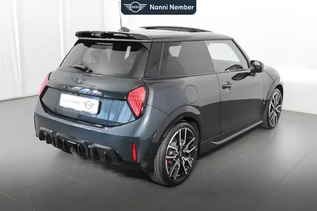 Mini Cooper view 4
