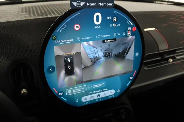 Mini Hatch view 20