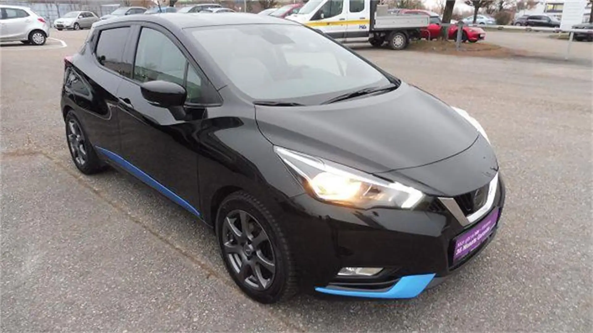 Nissan Micra IG-T 90 Connecta Schwarz - 2
