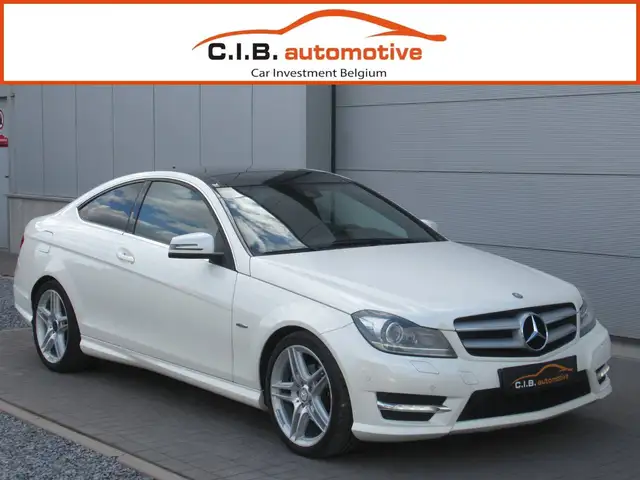 Mercedes-Benz C 220 CDI Aut. Coupe AMG / Pano / Bi-Xenon / Comand /
