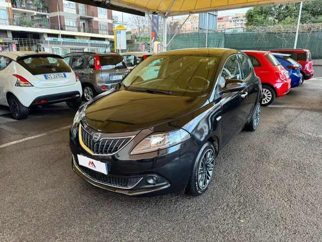 Lancia Ypsilon Ypsilon 1.0 FireFly 5 porte S&S Hybrid Gold
