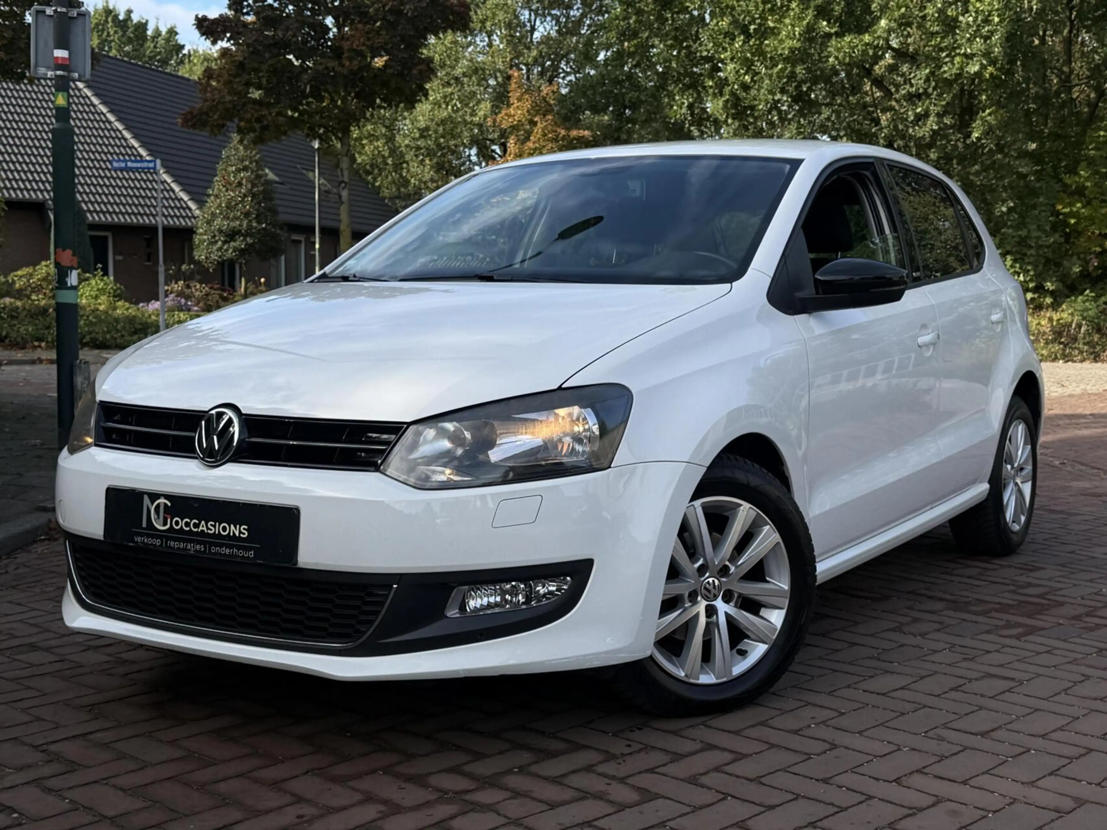Volkswagen Polo 1.2 12V STYLE / PDC / STOELVERWARMING