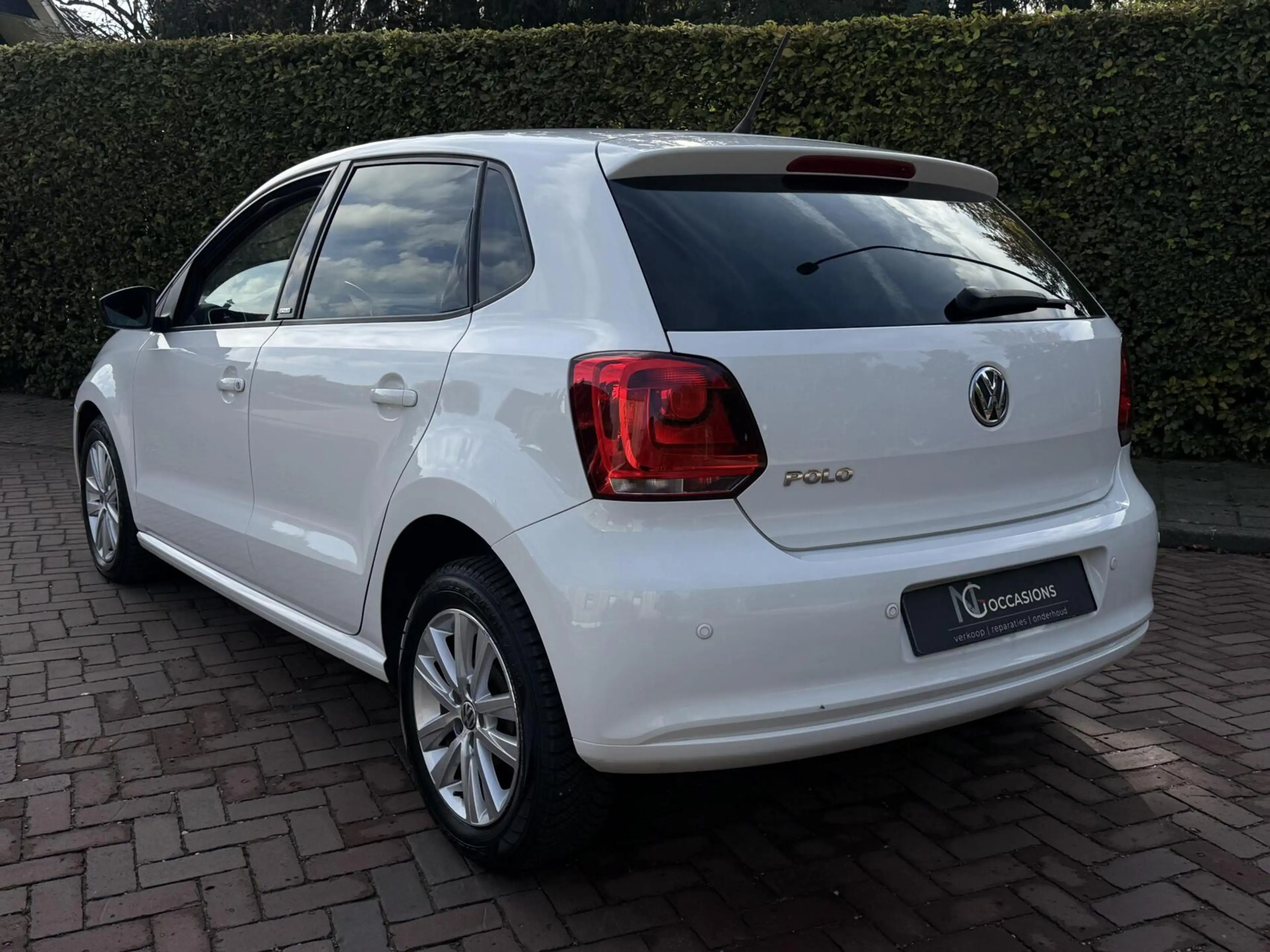 Volkswagen Polo 1.2 12V STYLE / PDC / STOELVERWARMING — photo 4
