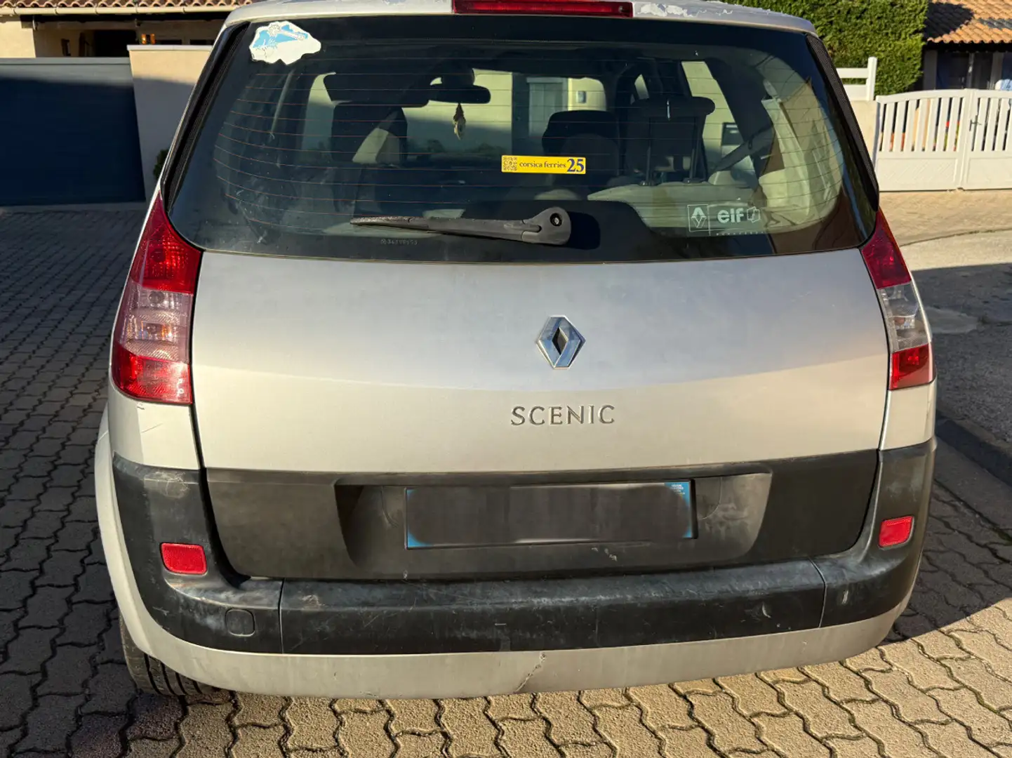 Renault Scenic 1.5 dCi Authentique - 2