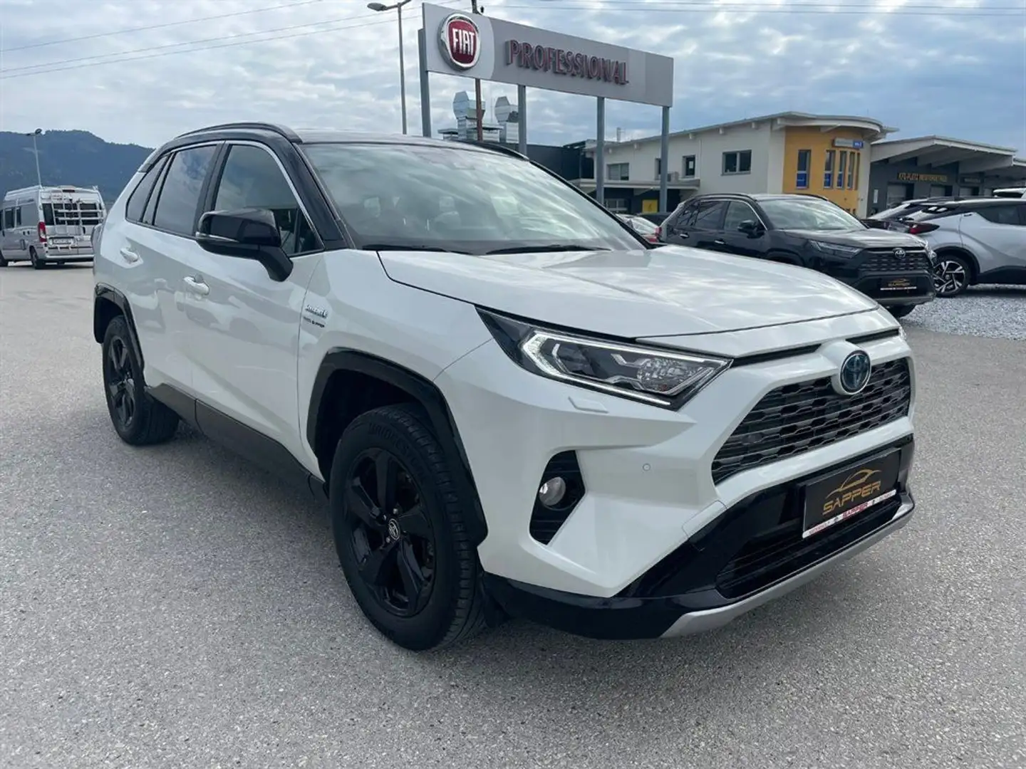 Toyota RAV4 Rav4 2,5 2WD HSD Style Schwarz - 2