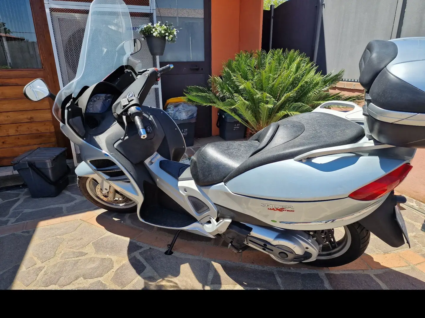 Malaguti Spidermax 500 GT Argent - 2