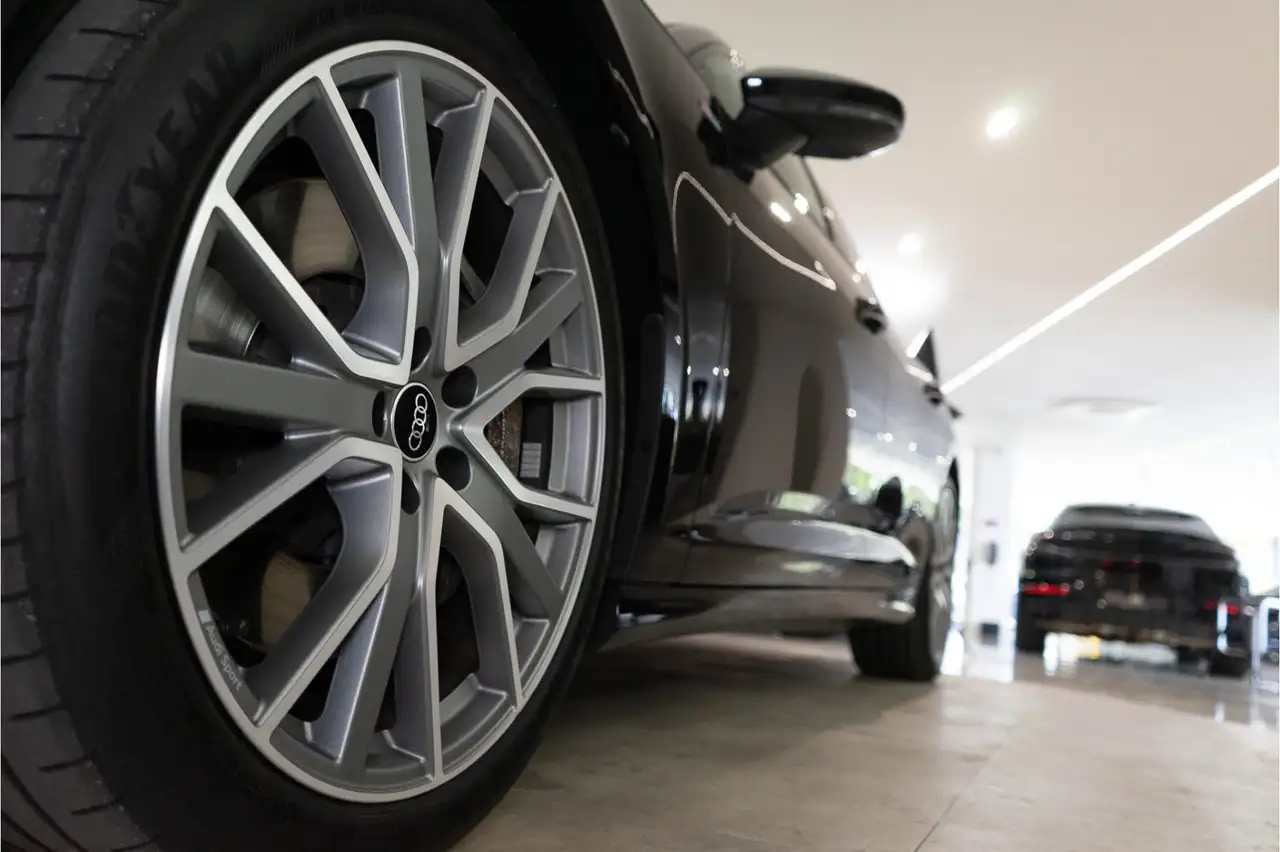 Audi A6 Avant 50 TFSI e Quattro S Edition Competition 300P, миниатюра 13