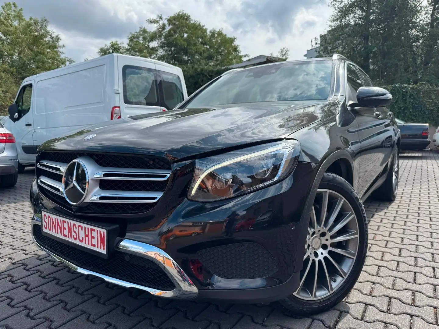 Mercedes-Benz GLC 250 d 4Matic AMG*PANO*360*20 ZOLL*VOLL* Noir - 1