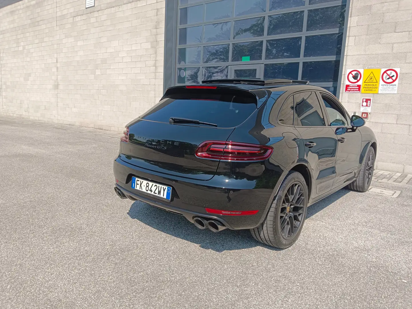 Porsche Macan Macan 3.0 GTS 360cv pdk Nero - 2
