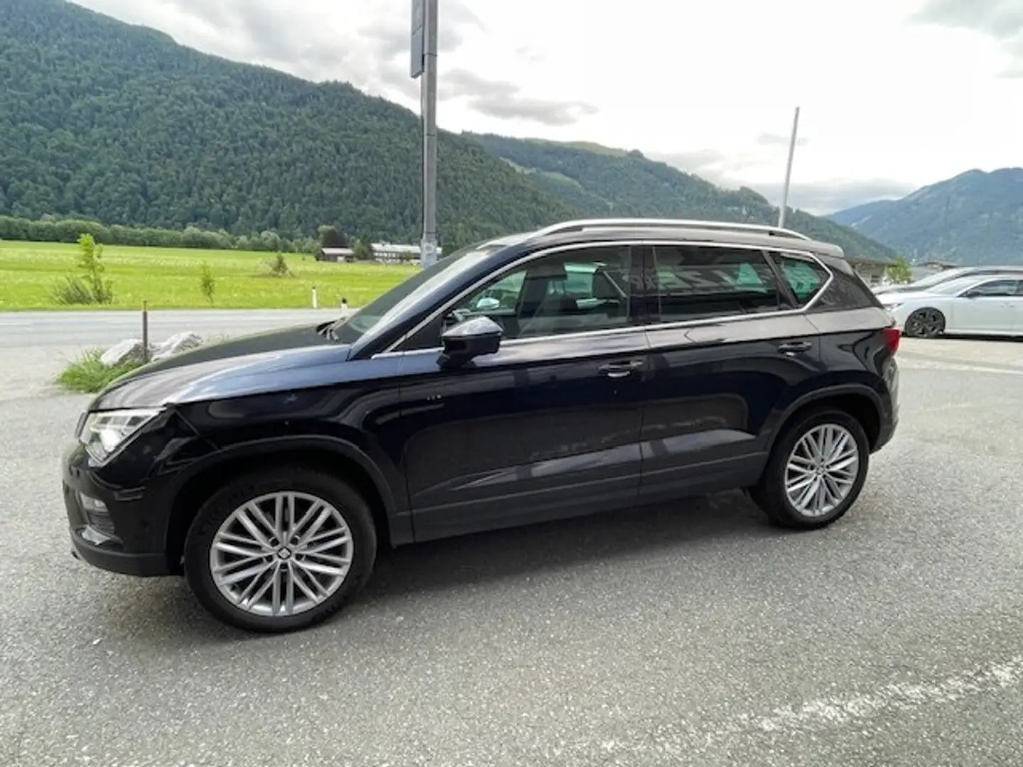 SEAT Ateca 2,0 Xcellence 4WD TDi DSG Negro - 1