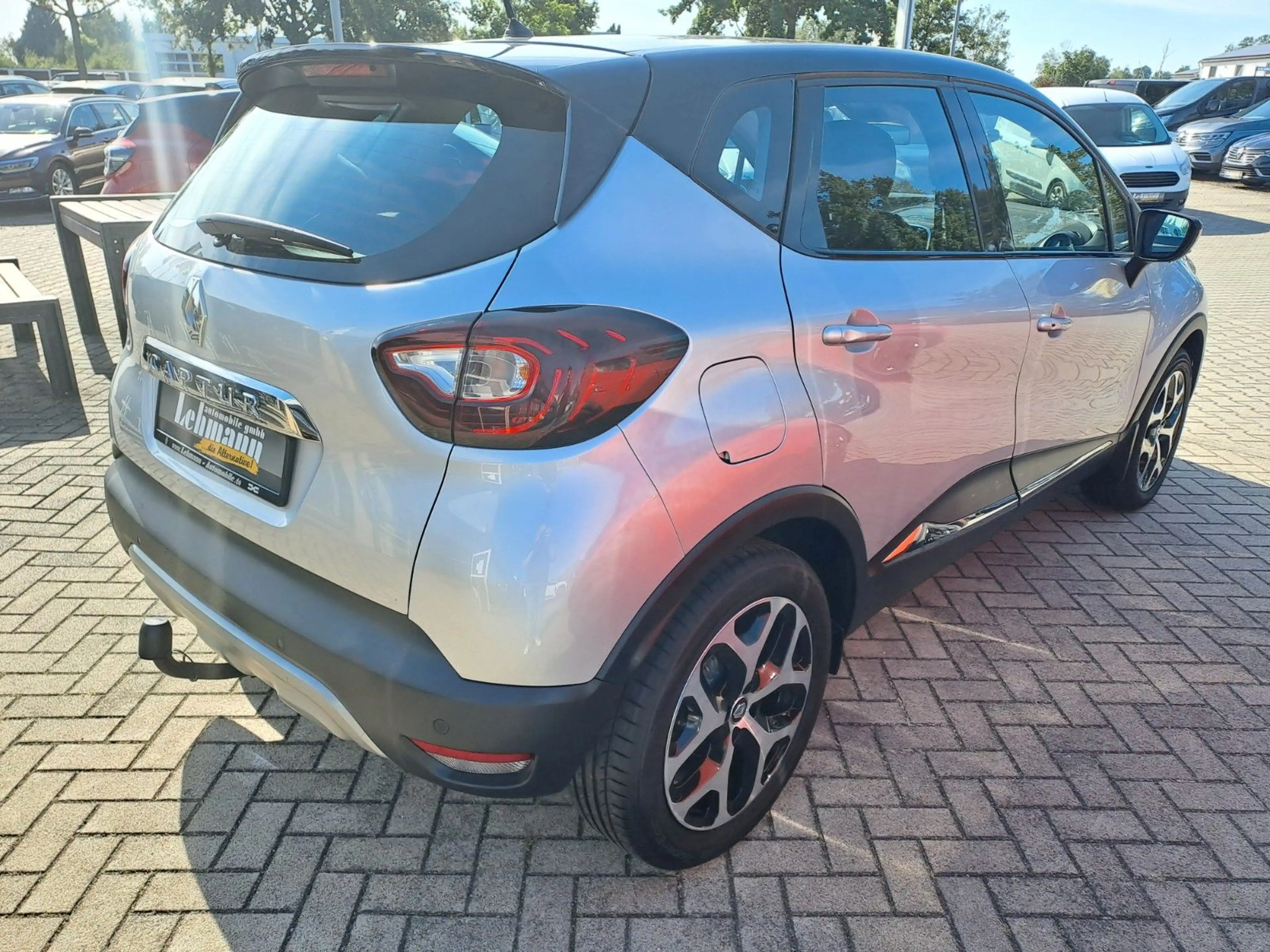 Renault Captur Intens Energy TCe 120 — photo 4