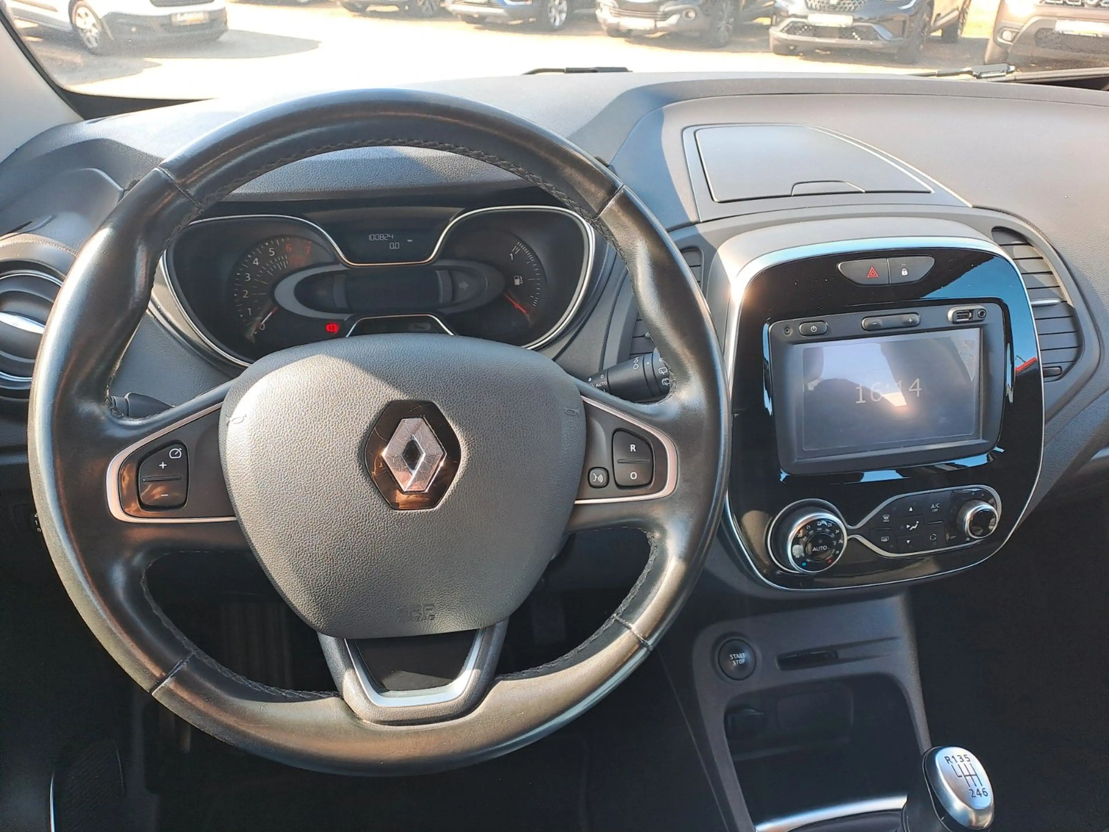 Renault Captur Intens Energy TCe 120 — photo 11