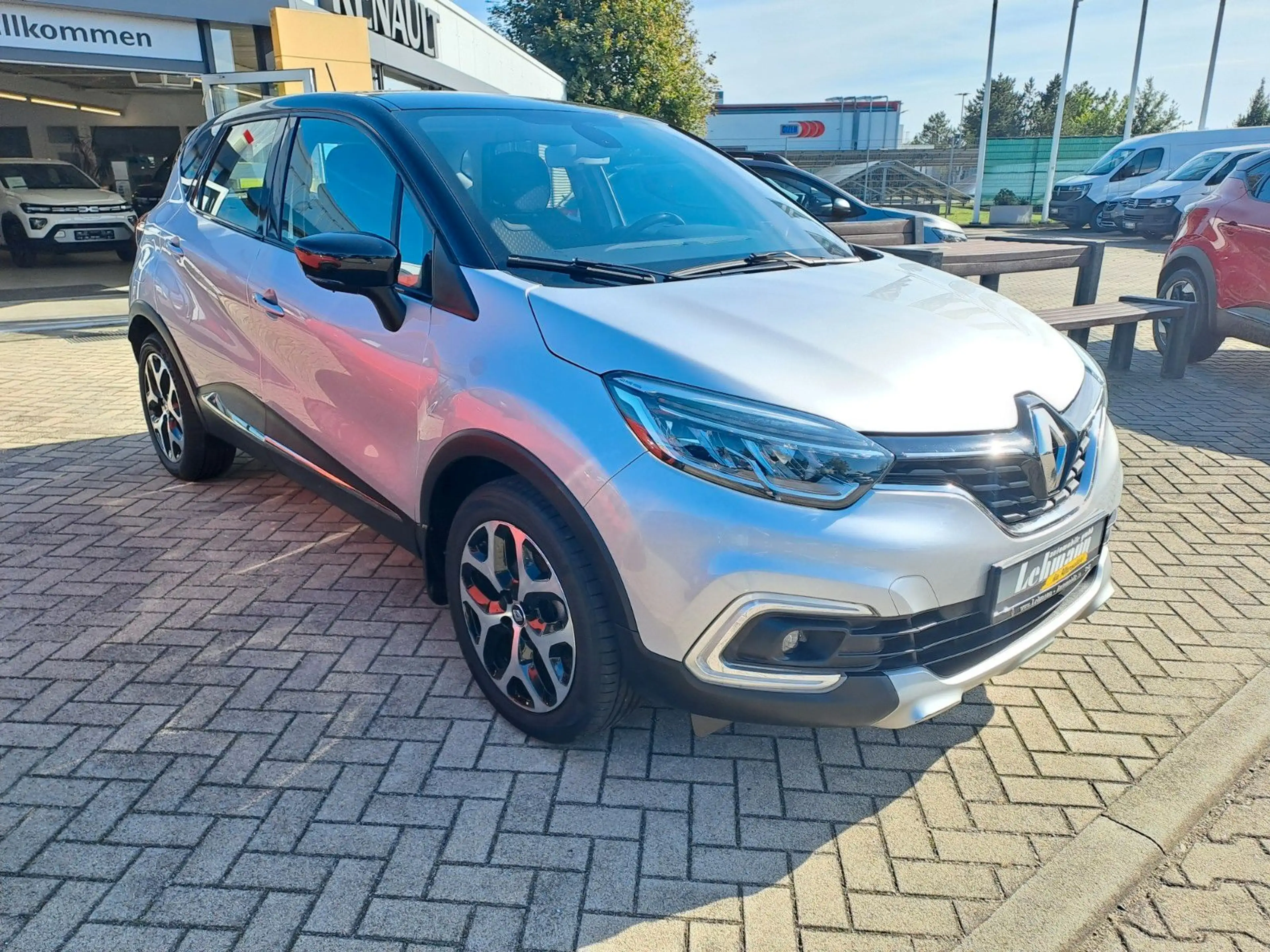 Renault Captur Intens Energy TCe 120 — photo 3