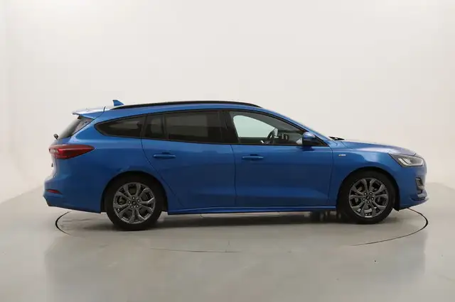 Ford Focus view 6