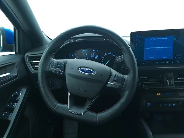 Ford Focus view 11