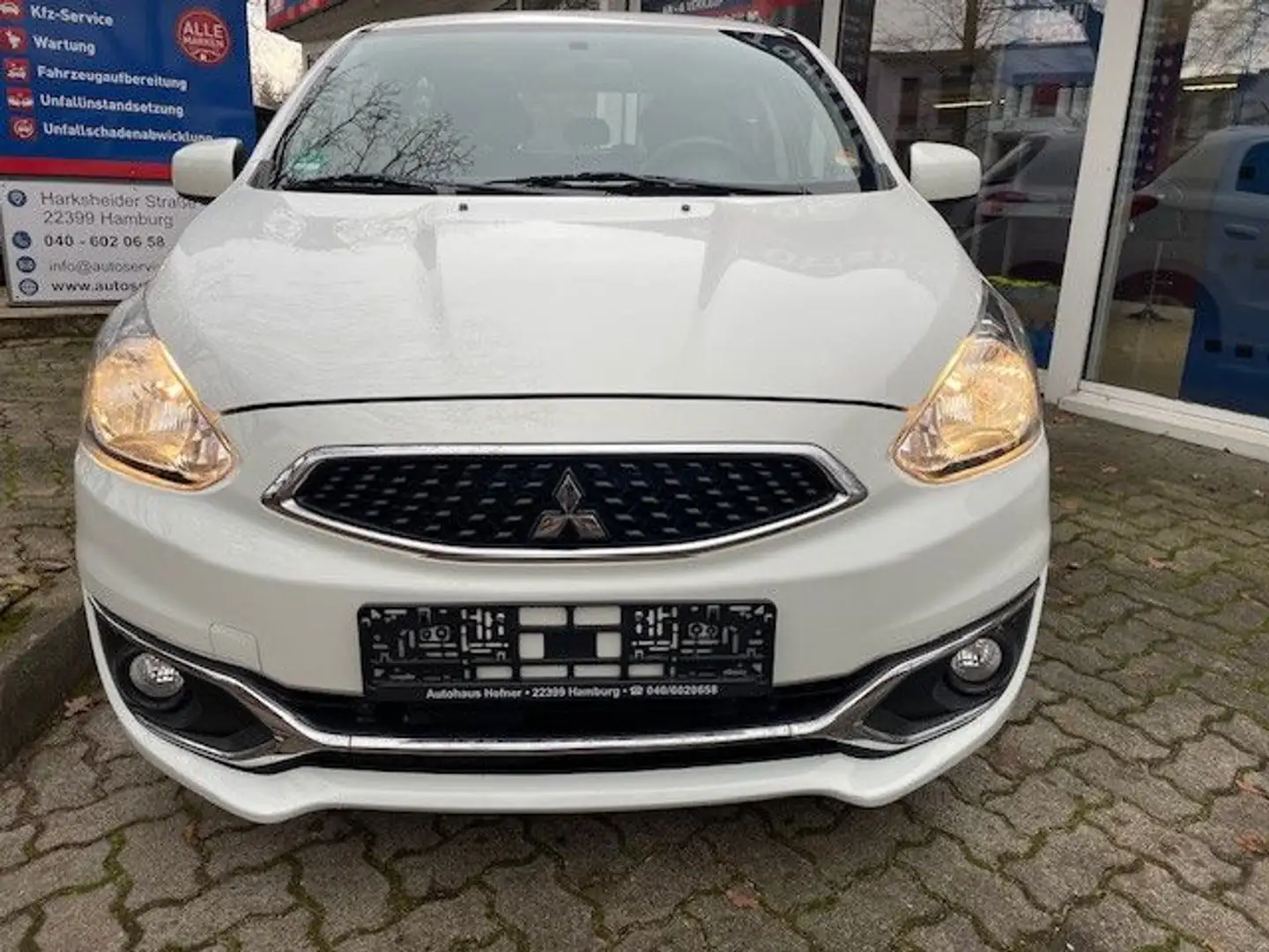 Mitsubishi Space Star Diamant Edition HU+AU Neu Weiß - 2