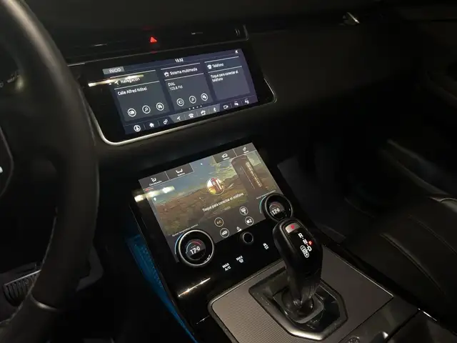 Land Rover Range Rover Evoque view 12