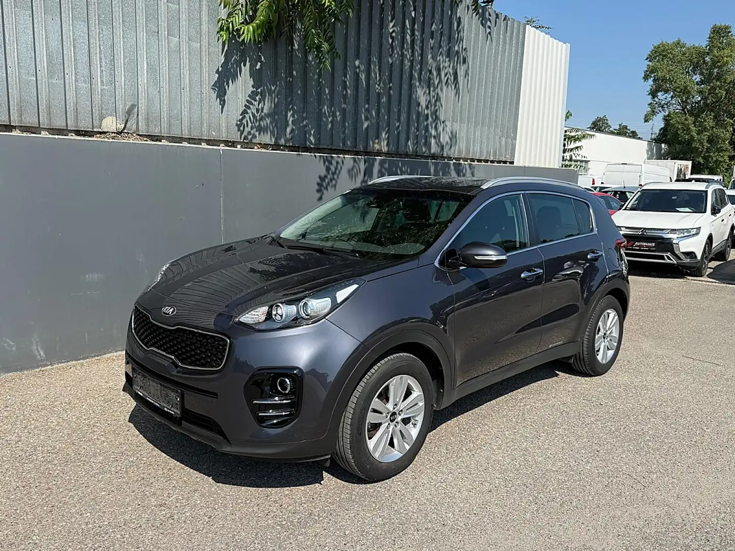 Kia Sportage 1,7 CRDI ISG | 1.BESITZ | PICKERL BIS 06/2027 | Grau - 1