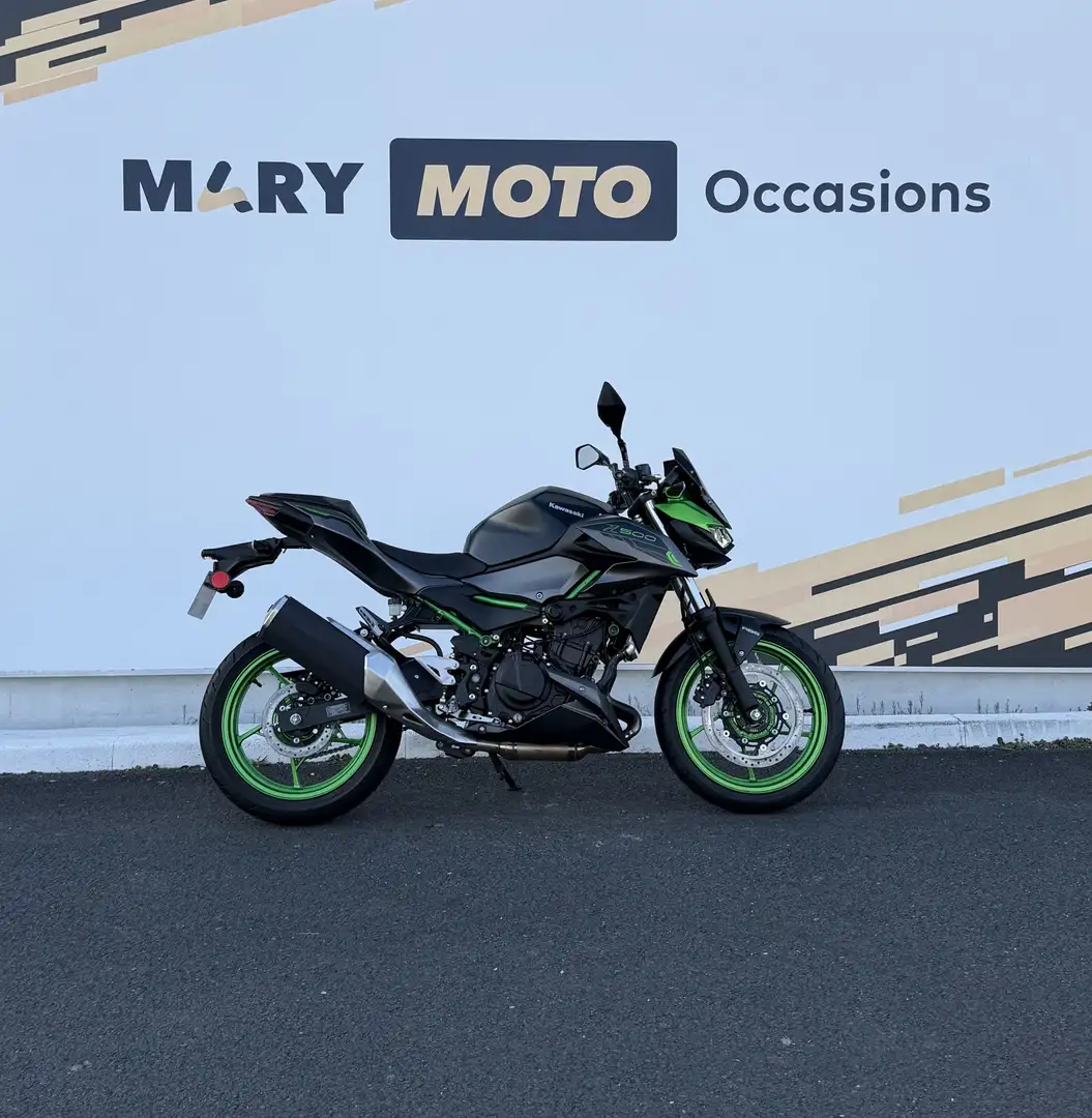 Kawasaki Z 500 SE Negro - 1