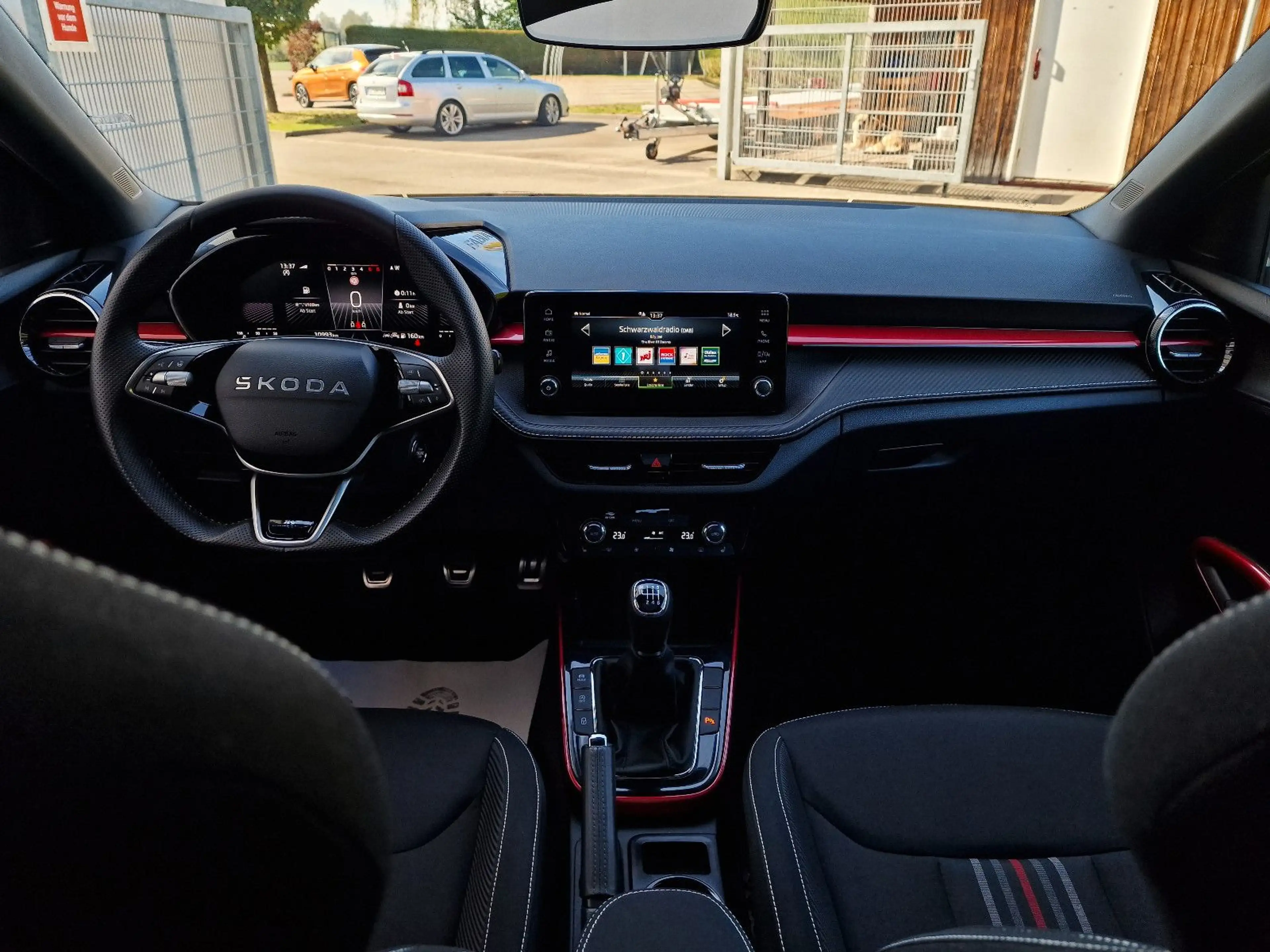 Skoda Fabia IV Monte Carlo 5J-GAR PANO KAMERA LED SHZ — photo 11
