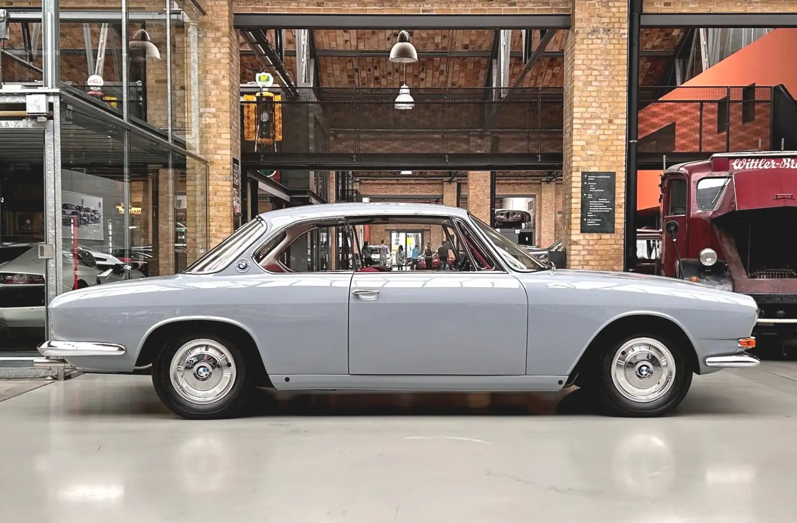 BMW 3200 CS Coupé Bertone mit Stahlschiebedach Grau - 1