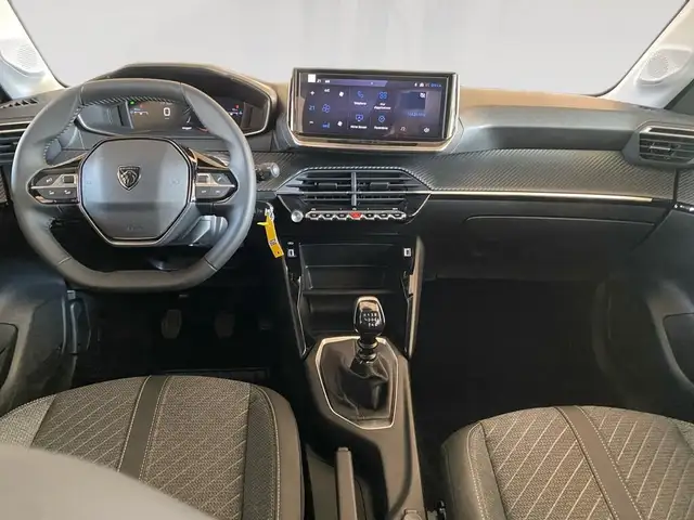 Peugeot 208 view 6