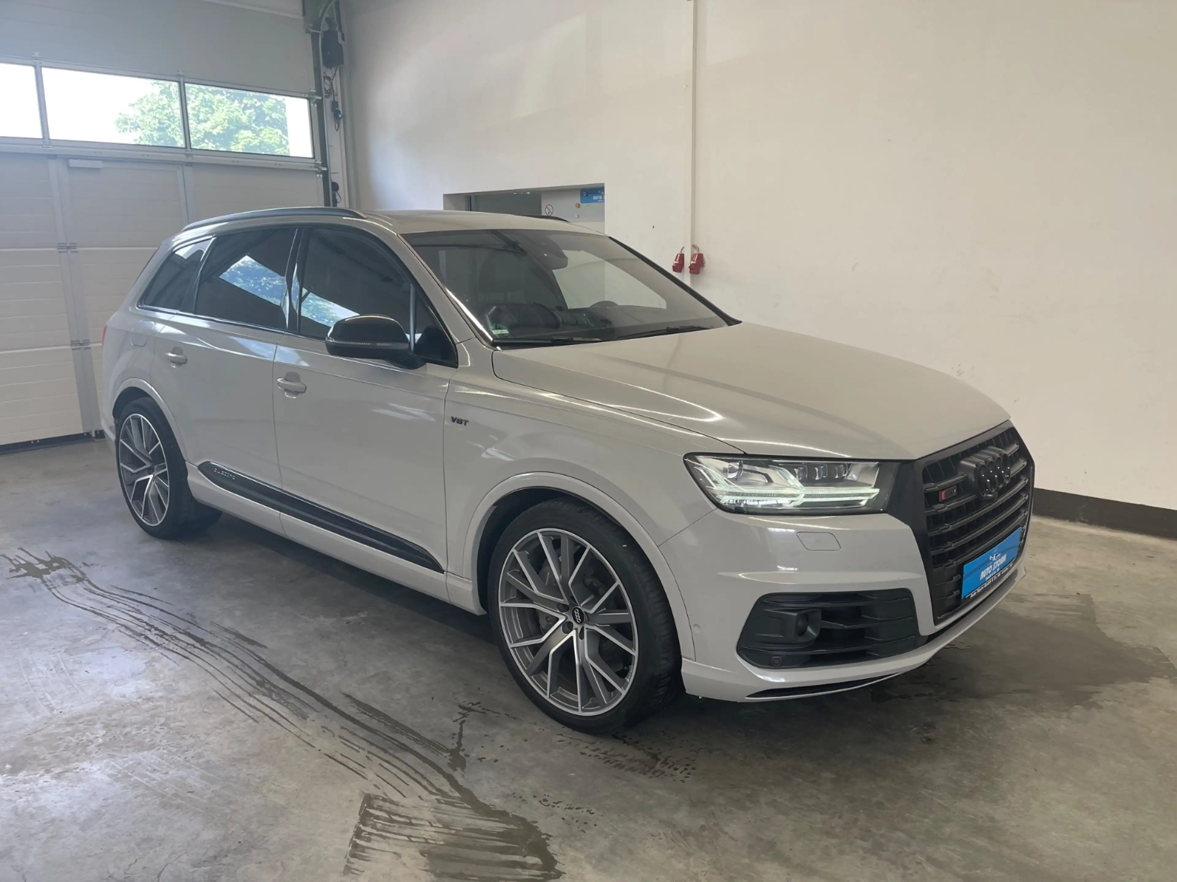 Audi SQ7 4.0 quattro TDI*KERAMIK*BOSE*AirSusp*LED*Memo ACC+ — photo 3
