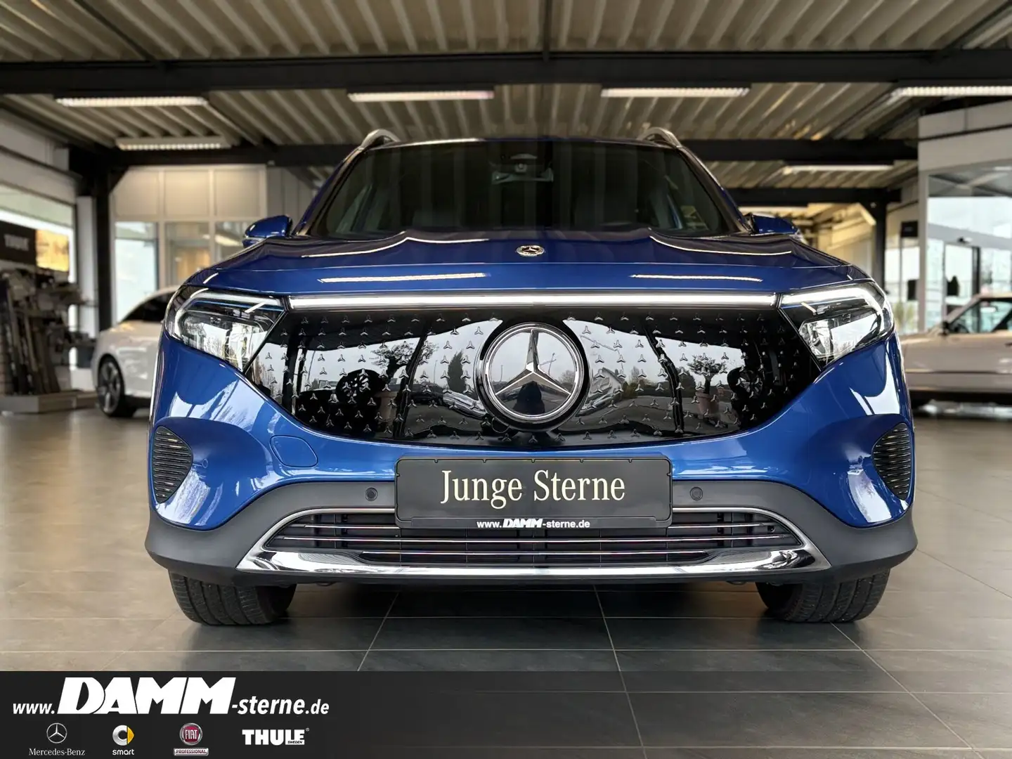 Mercedes-Benz EQB 300 EQB 300 4M ProgressiveAdv+/AHK/WDG/CarPlay/+Flex Blau - 2