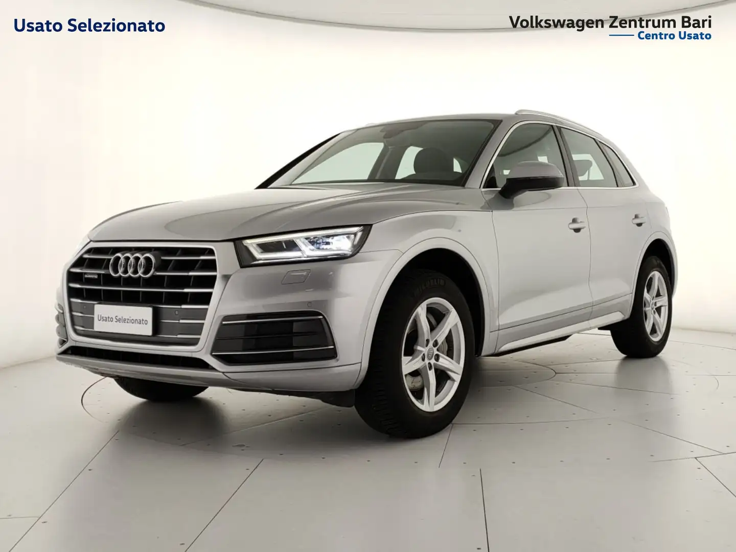 Audi Q5 40 2.0 tdi business sport quattro 190cv s-tronic Argento - 1