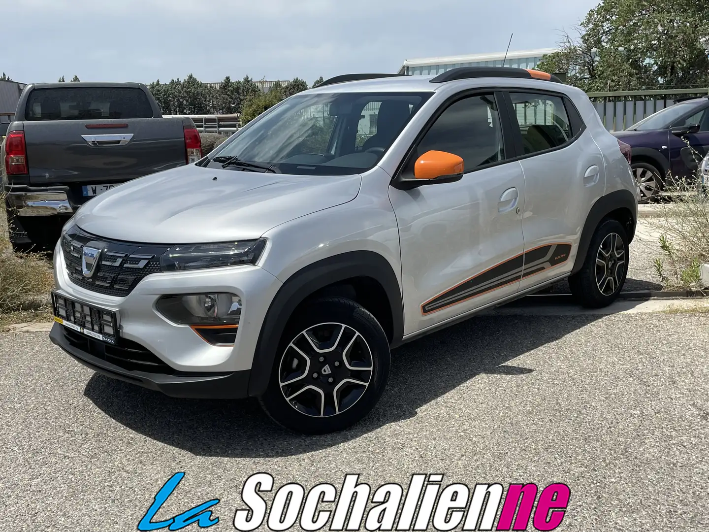 Dacia Spring Achat Integral Confort Plus Šedá - 1