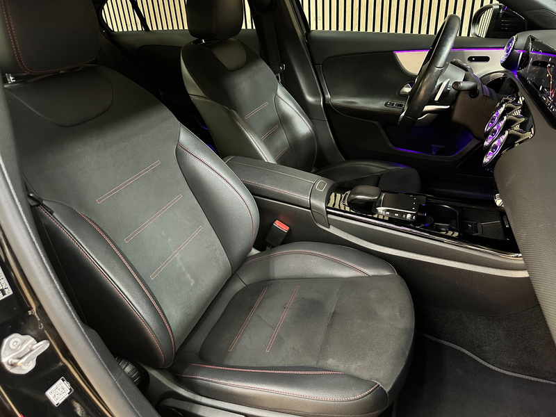 Mercedes-Benz A 200 AMG Line - Pano - Ambiance - ACC — photo 6